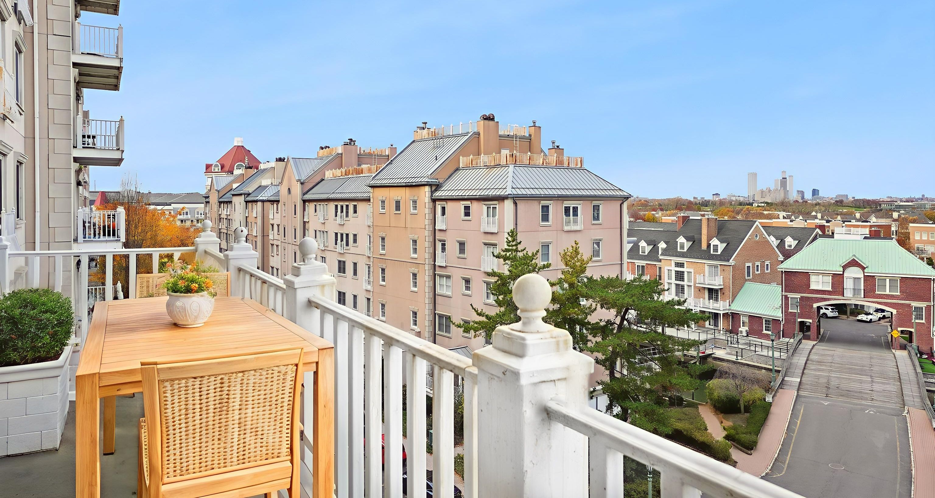 100 Shearwater Court East 56