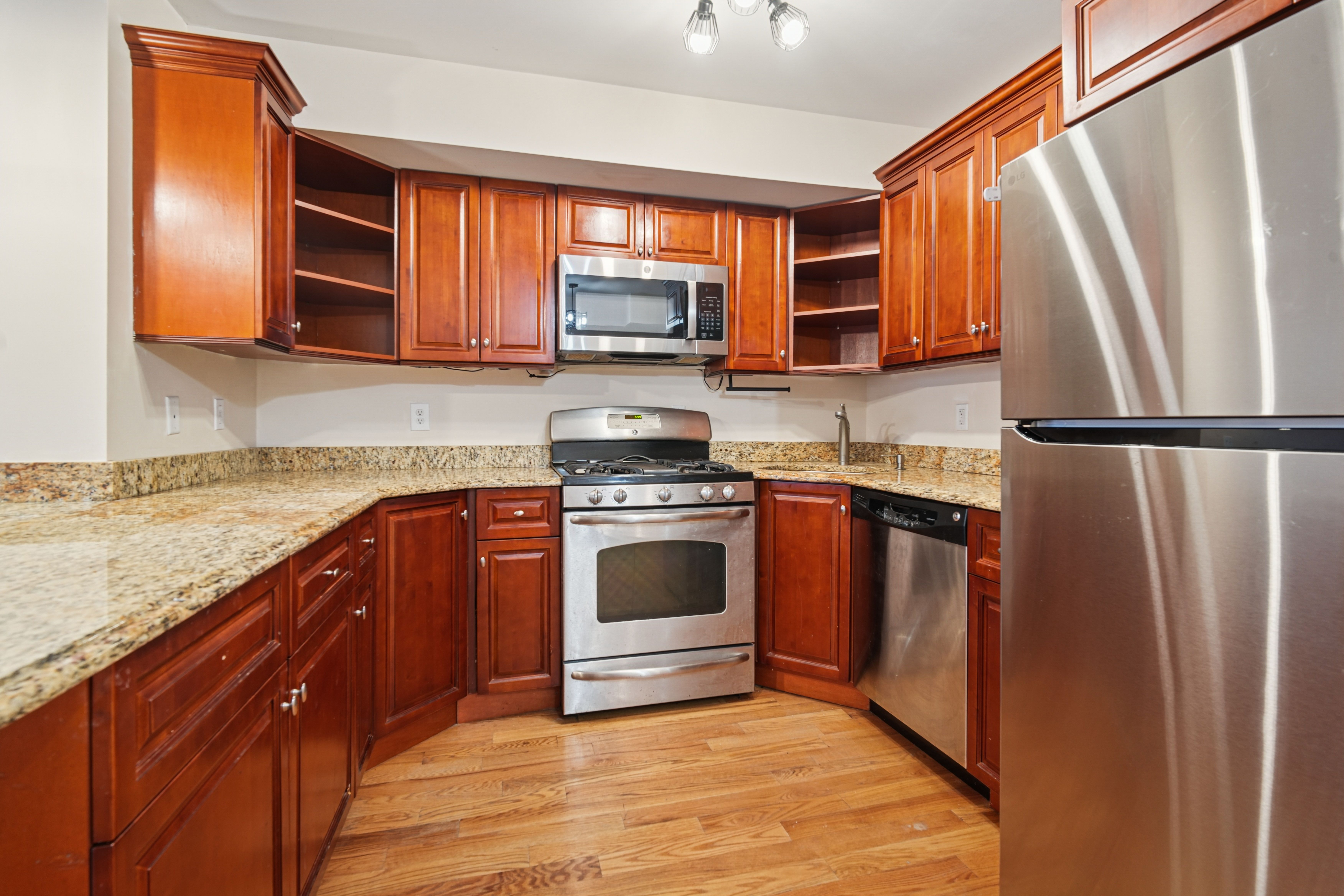 124 68th Street #203