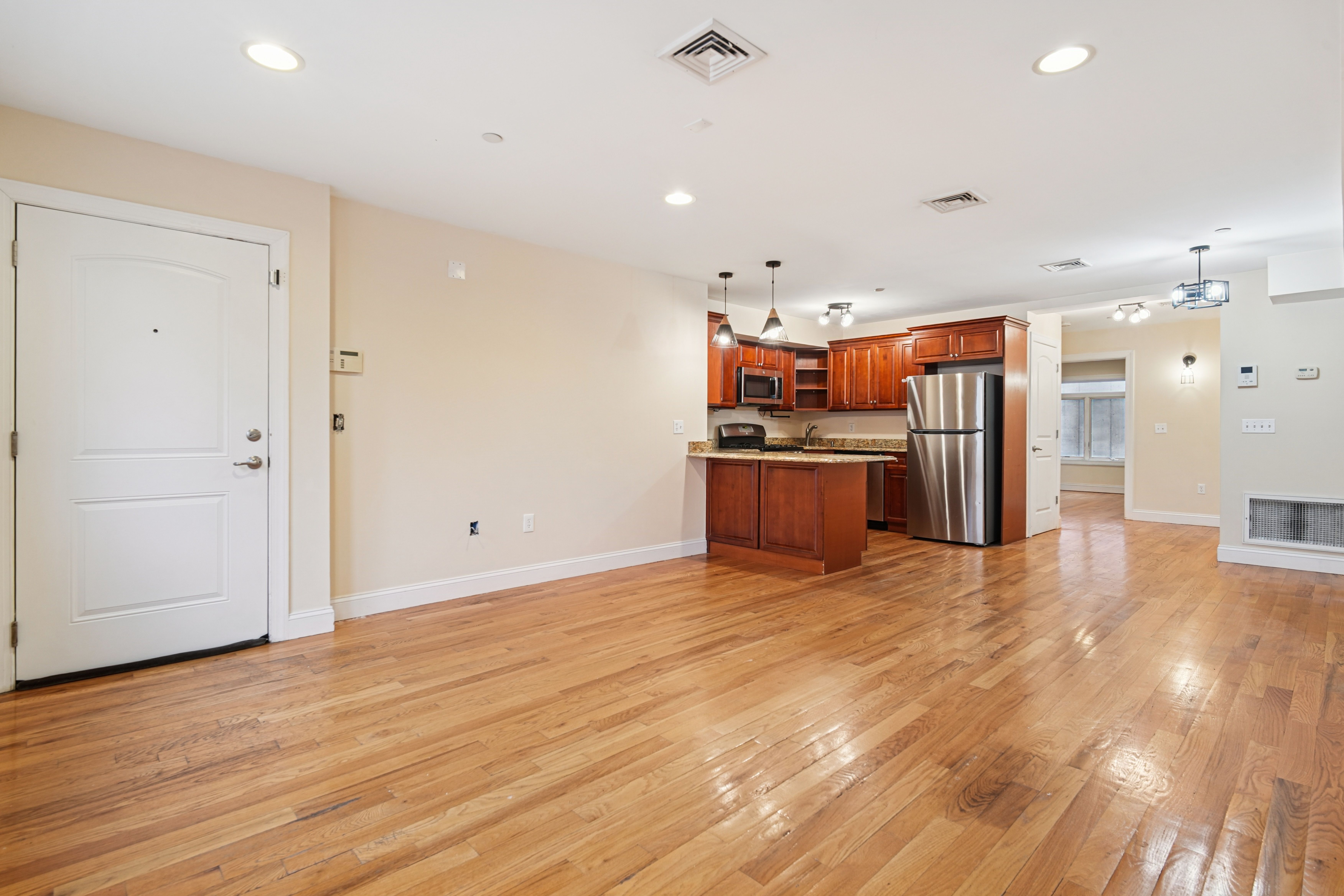 124 68th Street #203