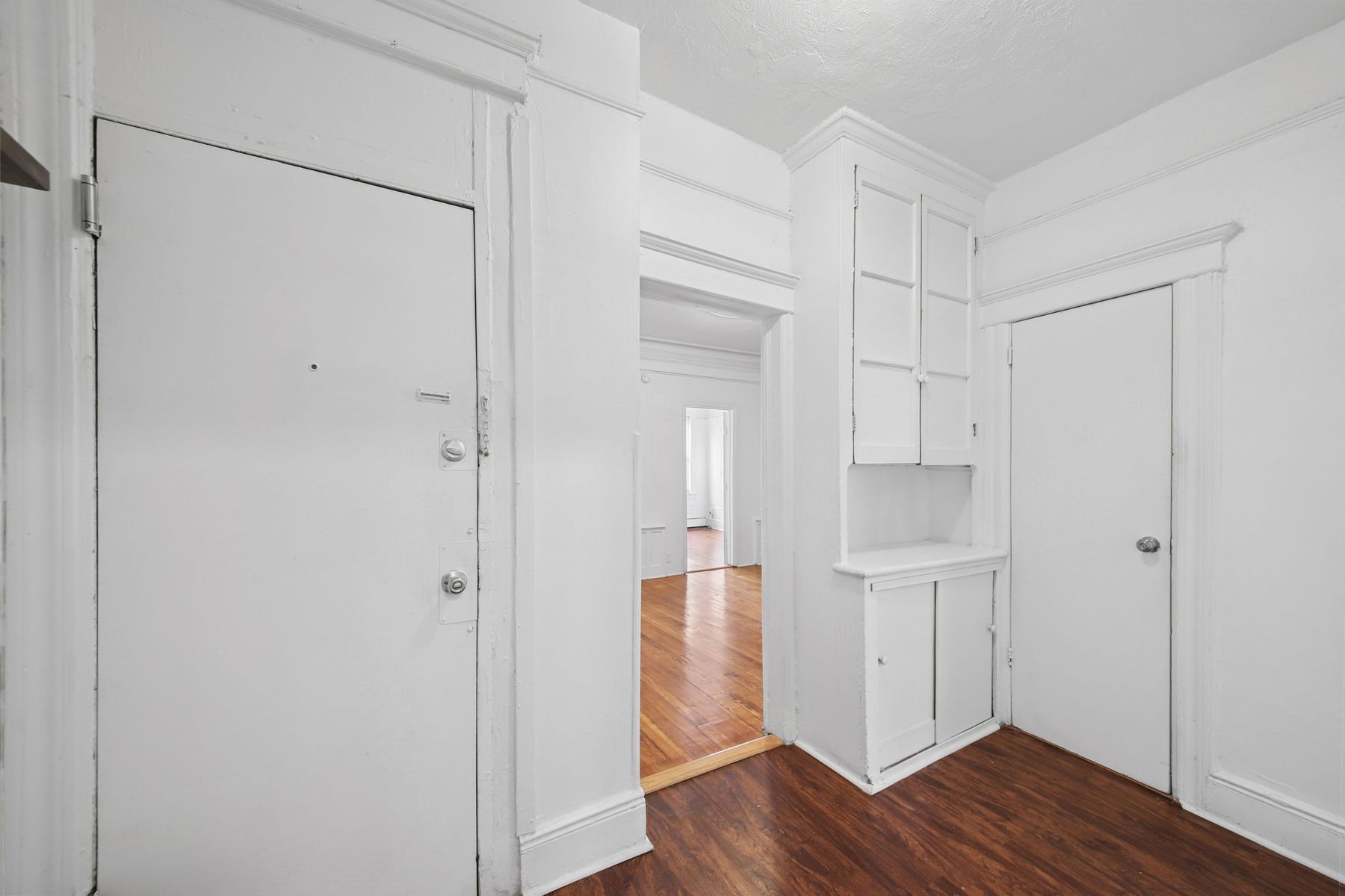 122A Baldwin Ave Unit# 1L