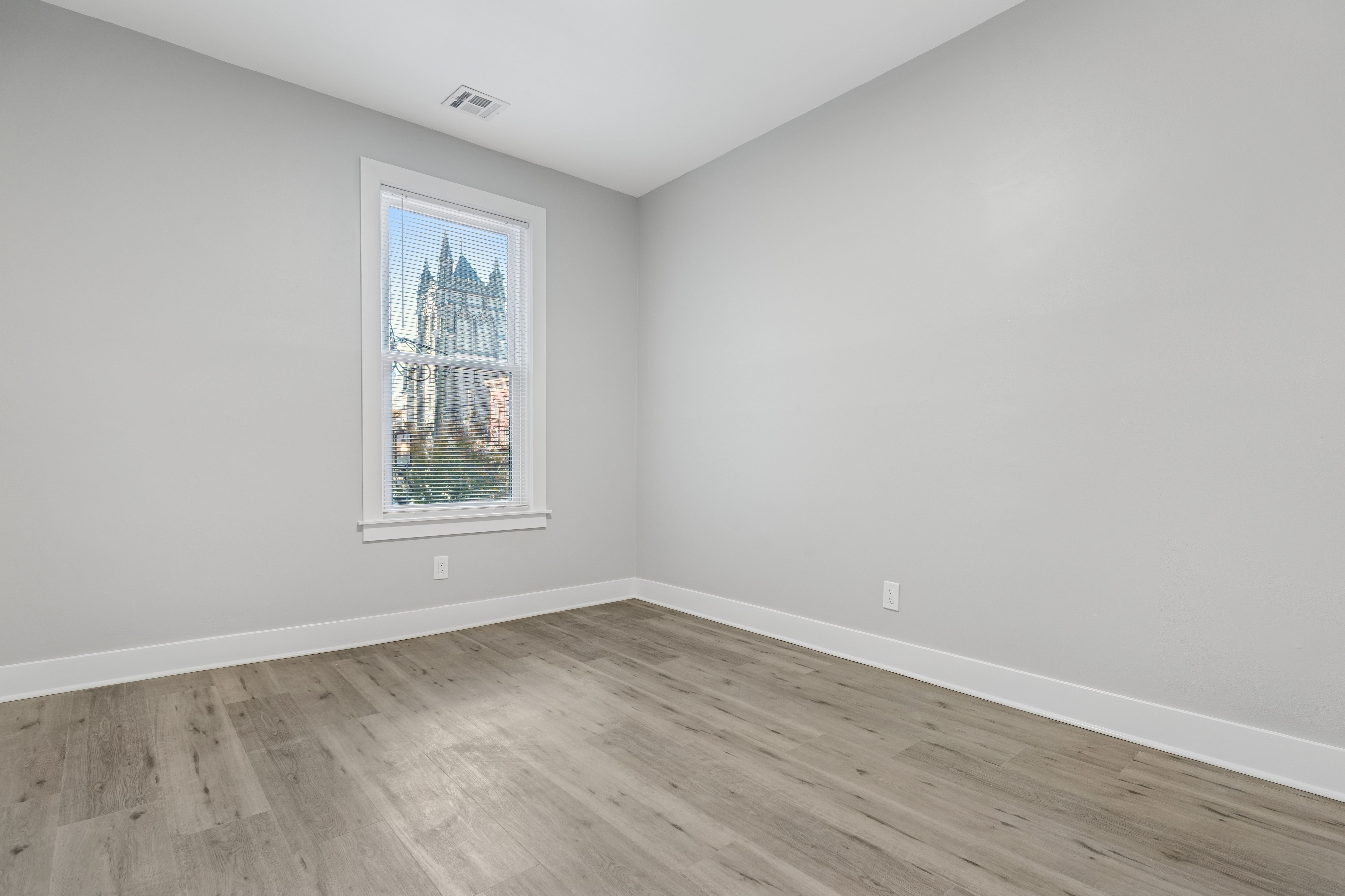 324 Pacific Avenue, unit 2 