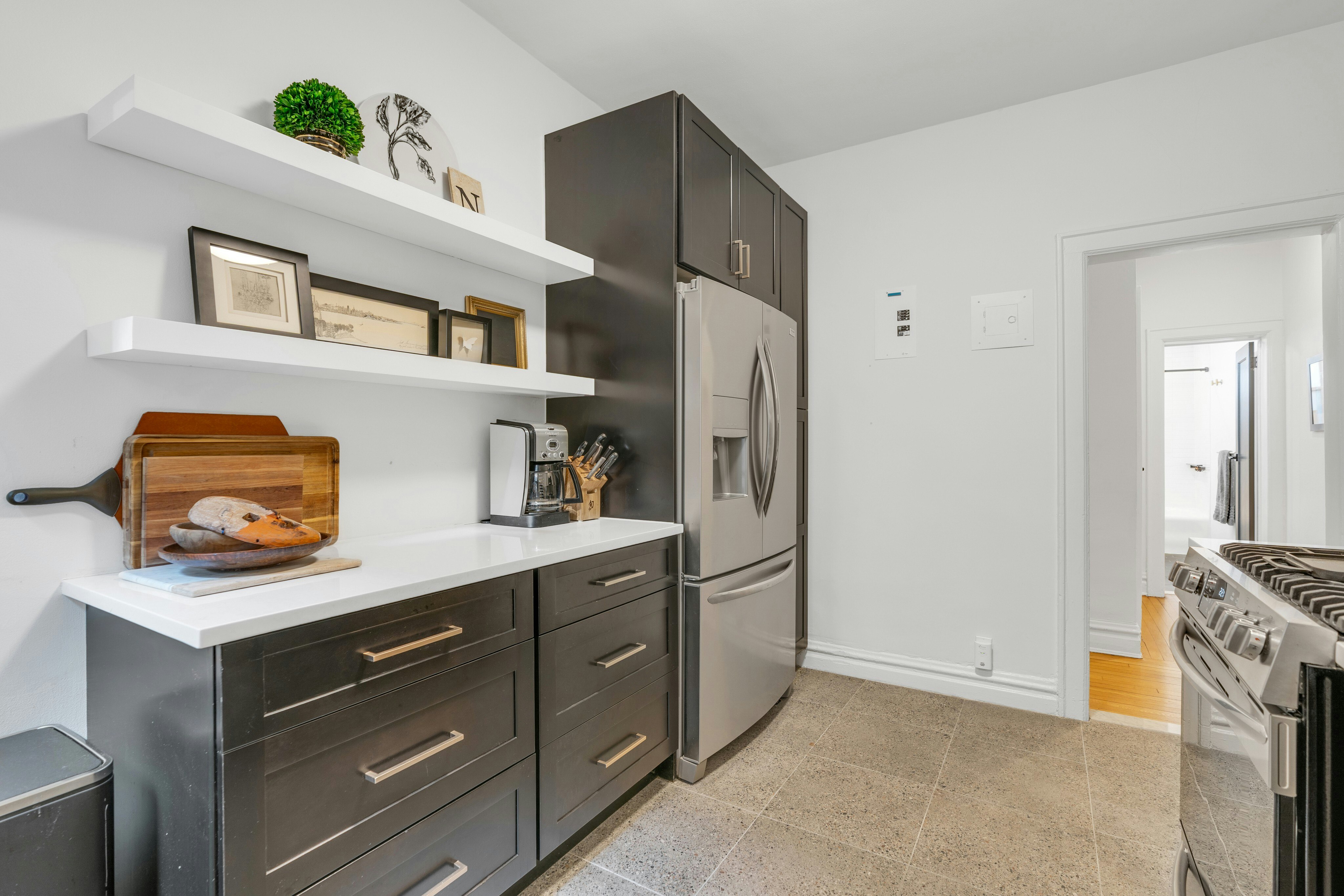 107 Kensington Avenue, unit 101 