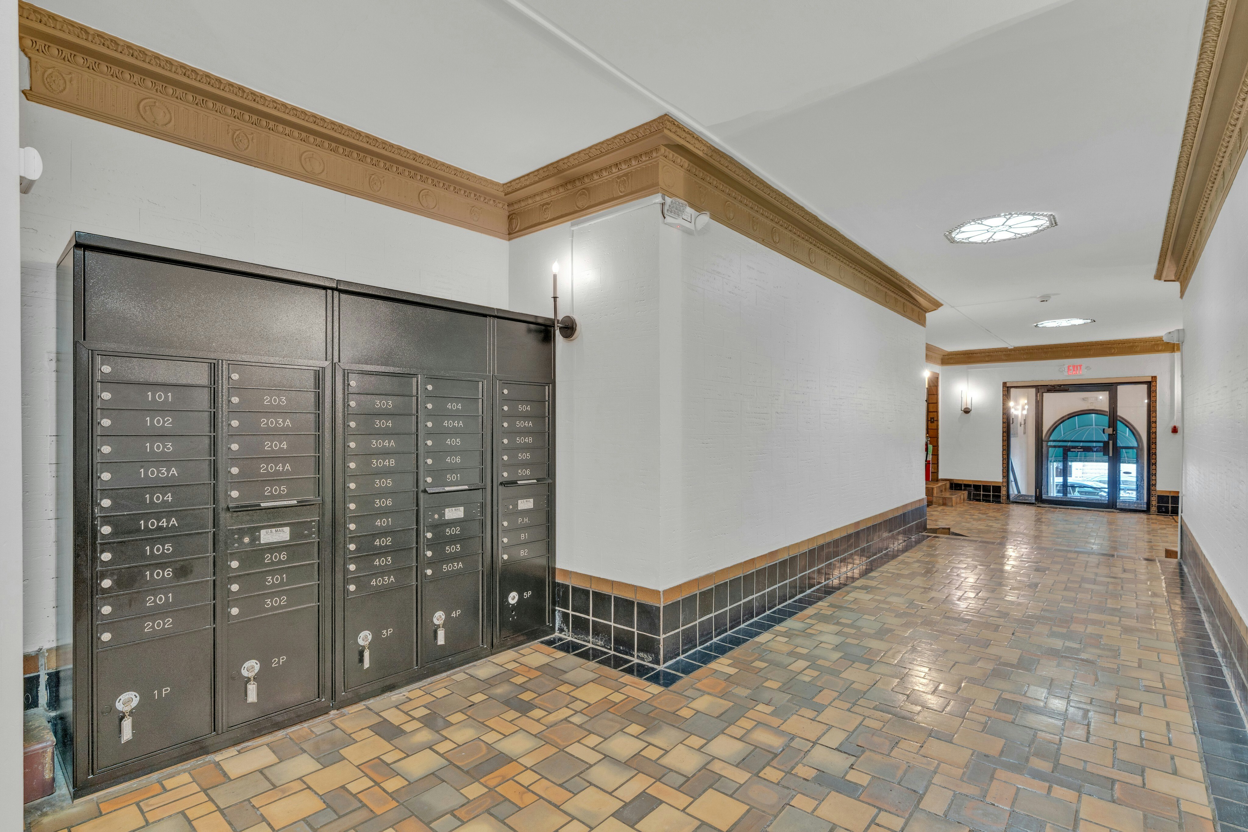 107 Kensington Avenue, unit 101 