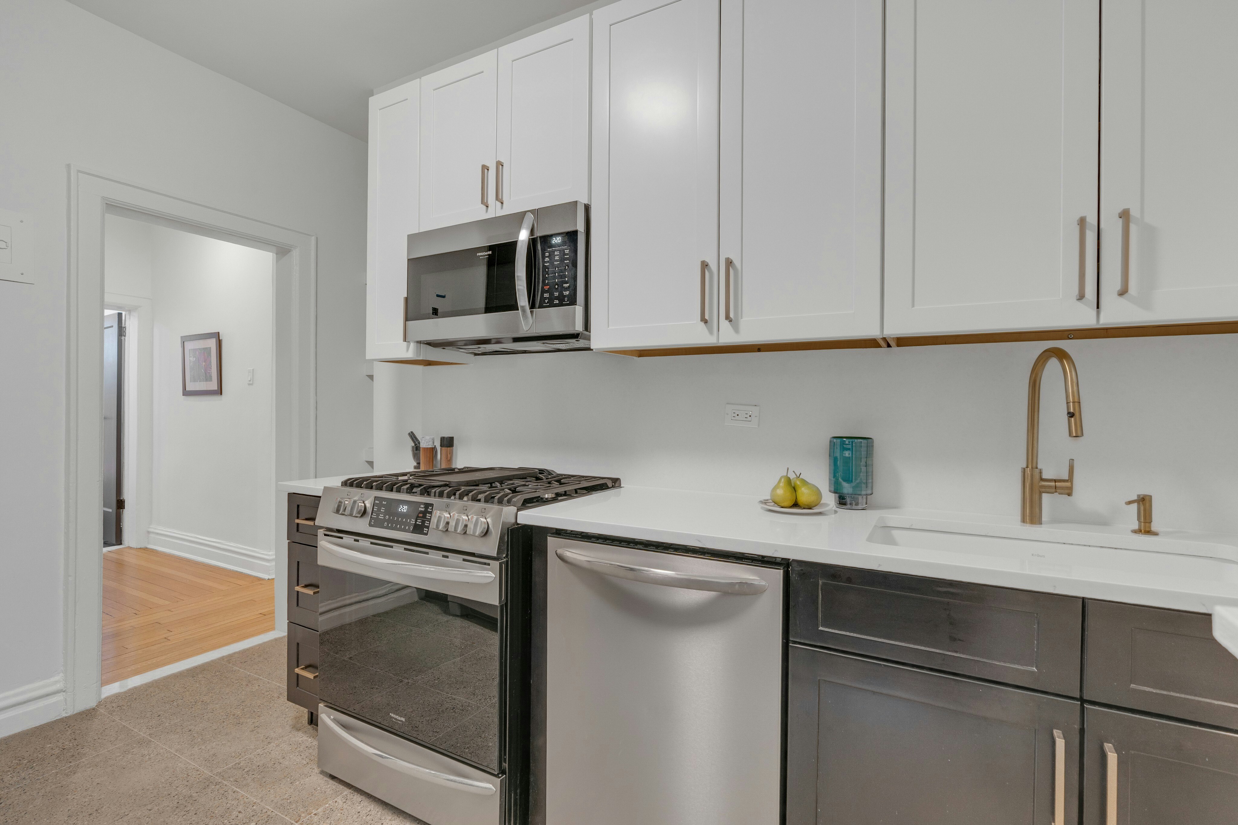 107 Kensington Avenue, unit 101 