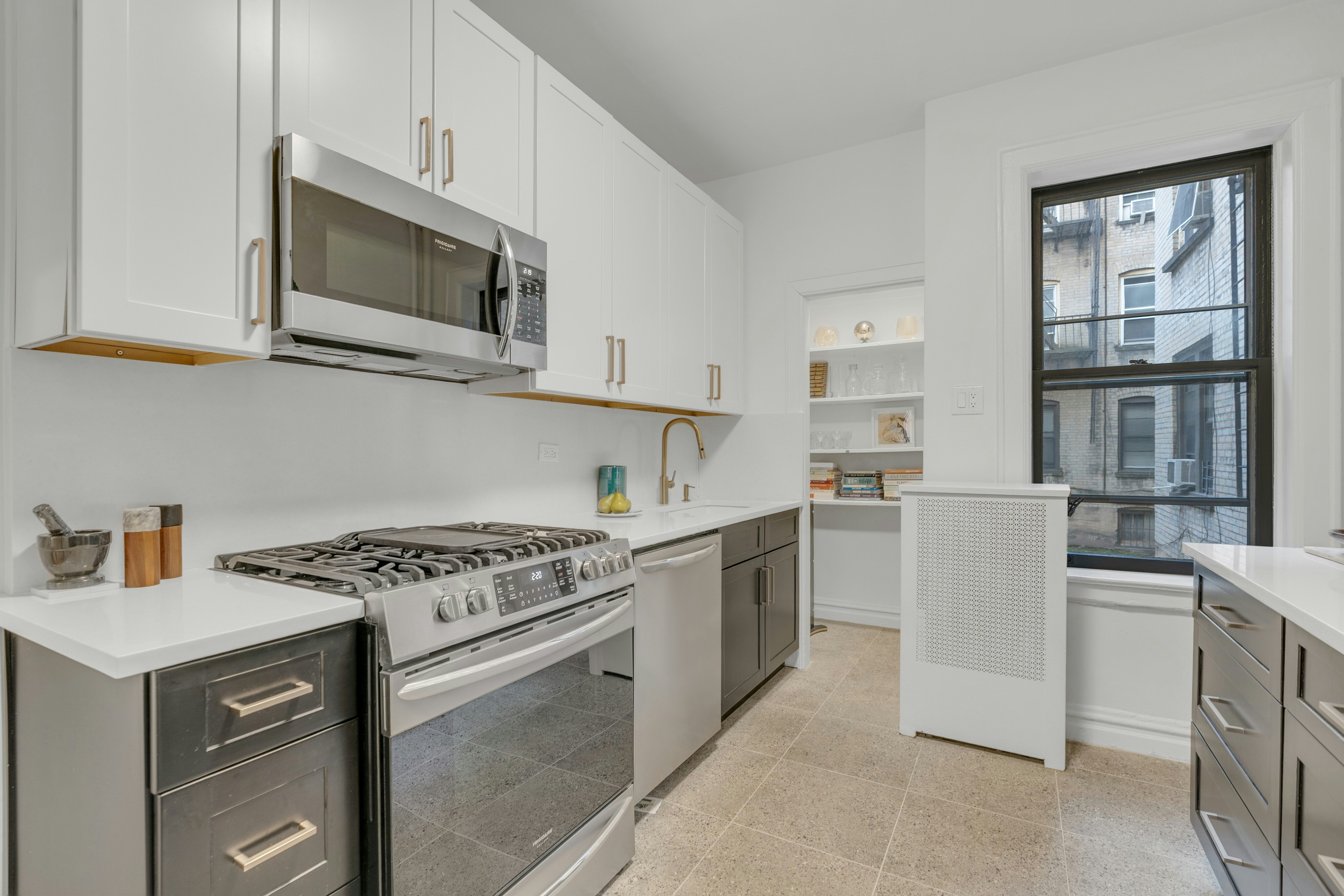 107 Kensington Avenue, unit 101 