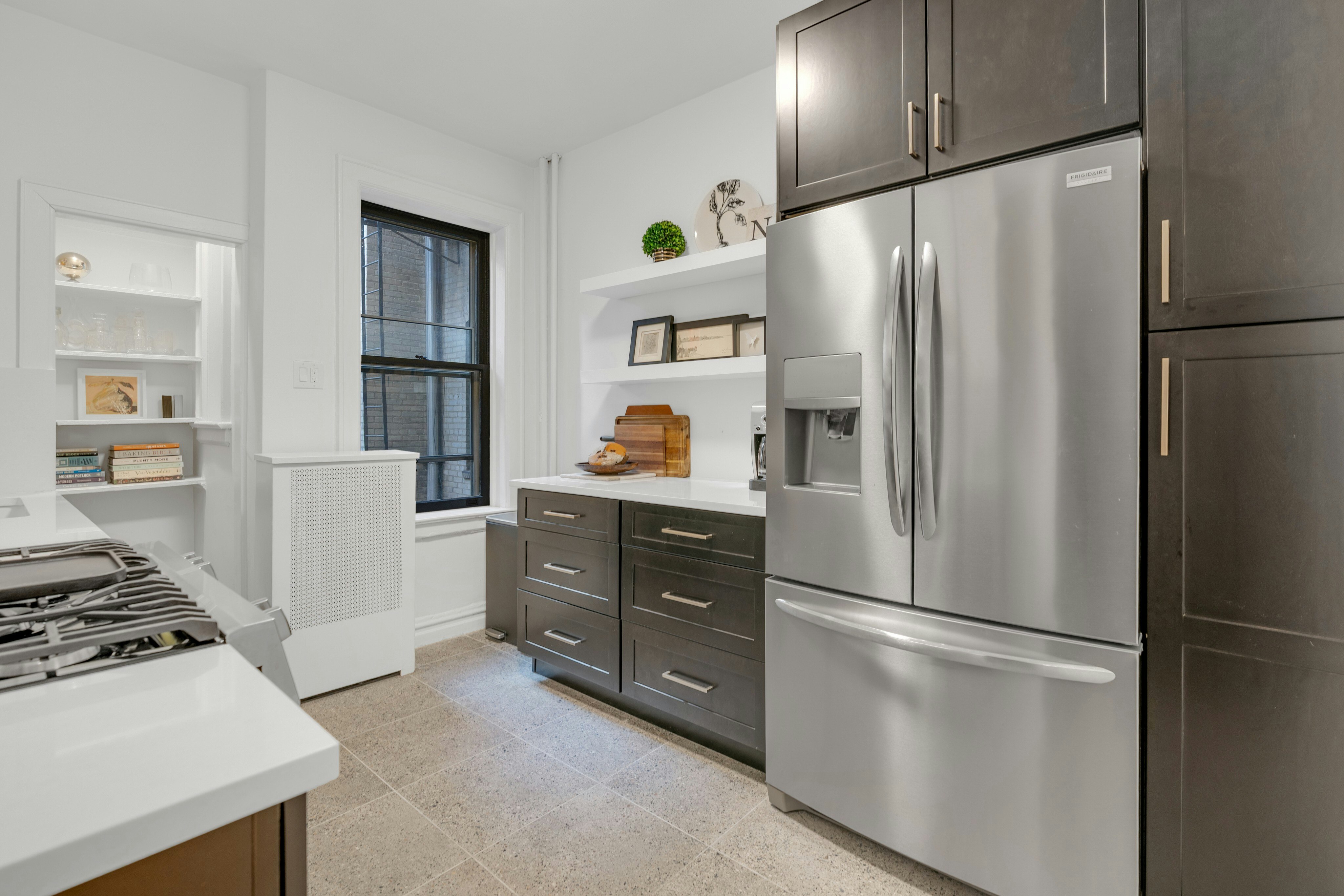107 Kensington Avenue, unit 101 