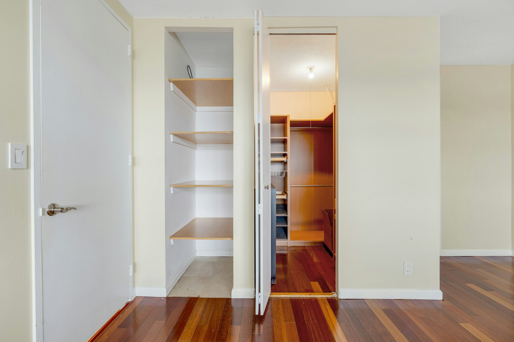 7002 JFK Boulevard East Unit 19A