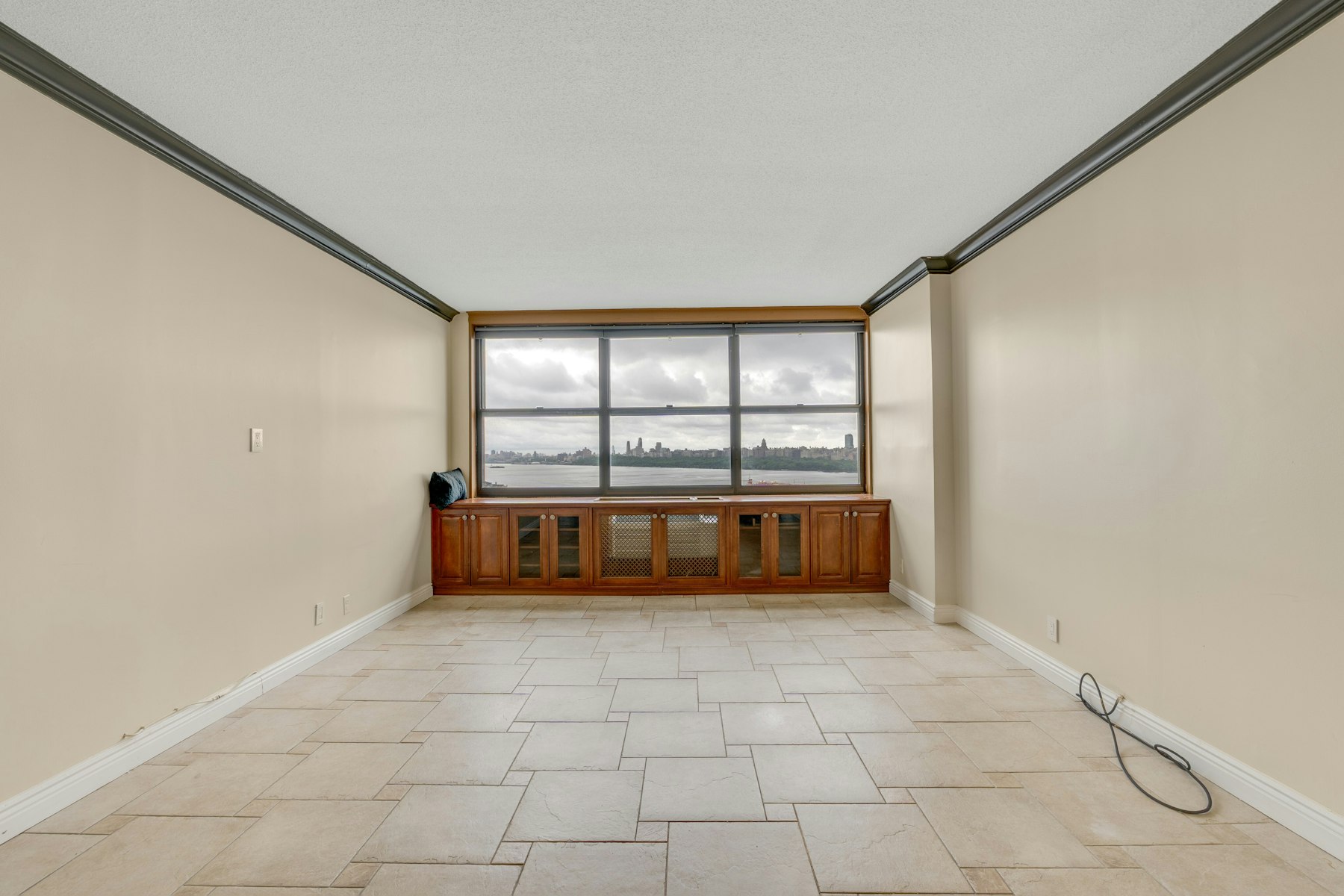 7002 JFK Boulevard East Unit 19A