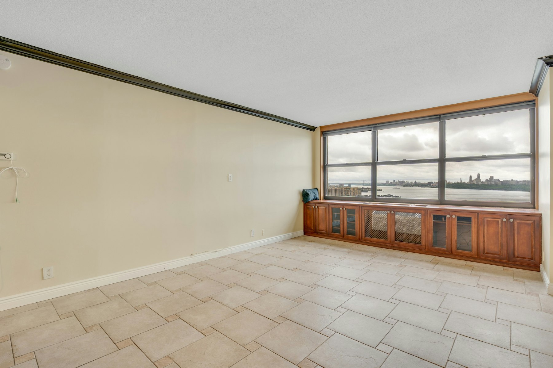 7002 JFK Boulevard East Unit 19A