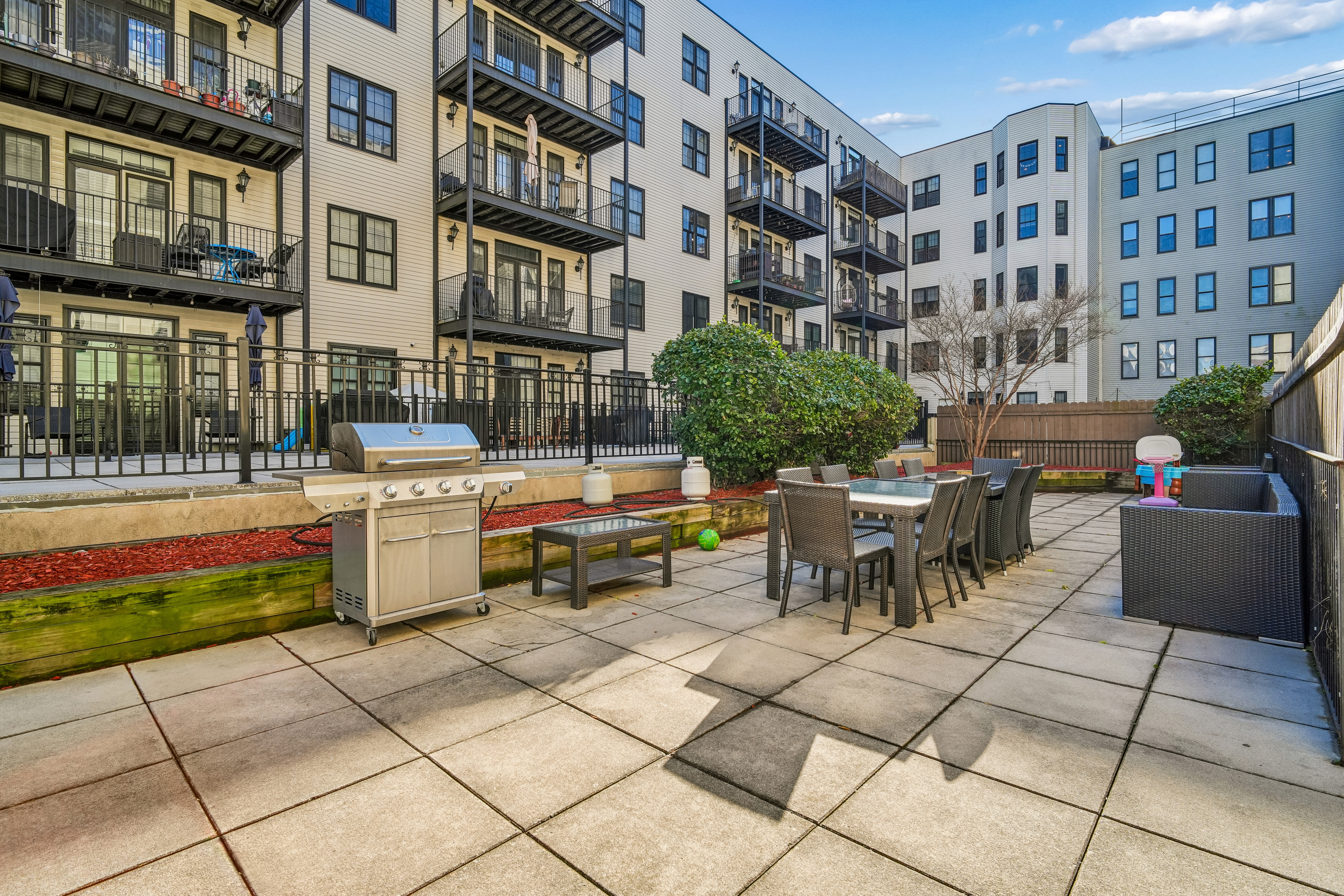 915 Madison Street 5b