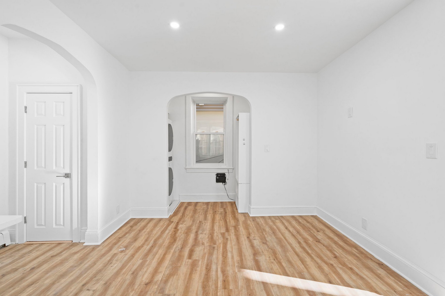 5 Lienau Pl Unit# 1F