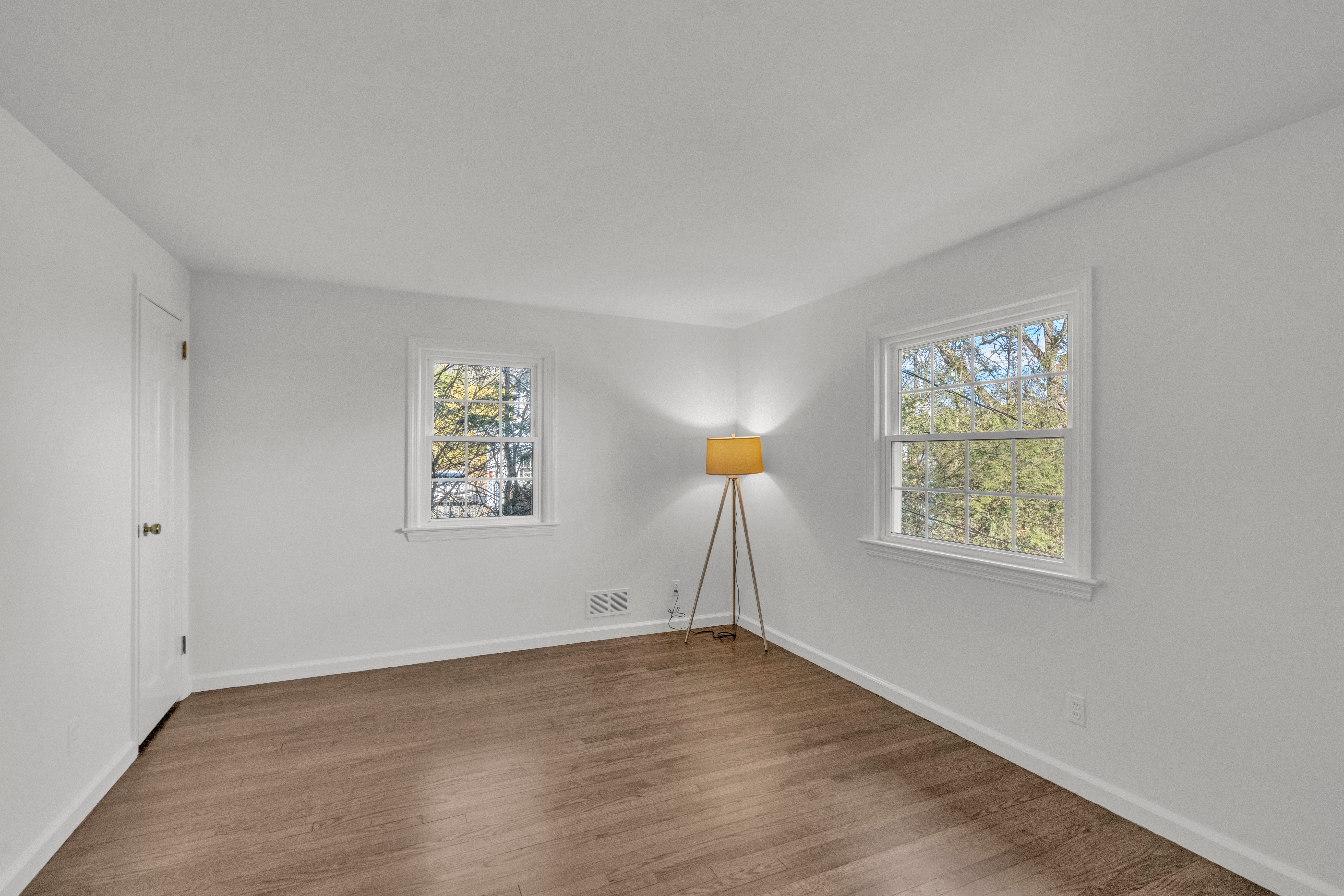 122 Crest Road 