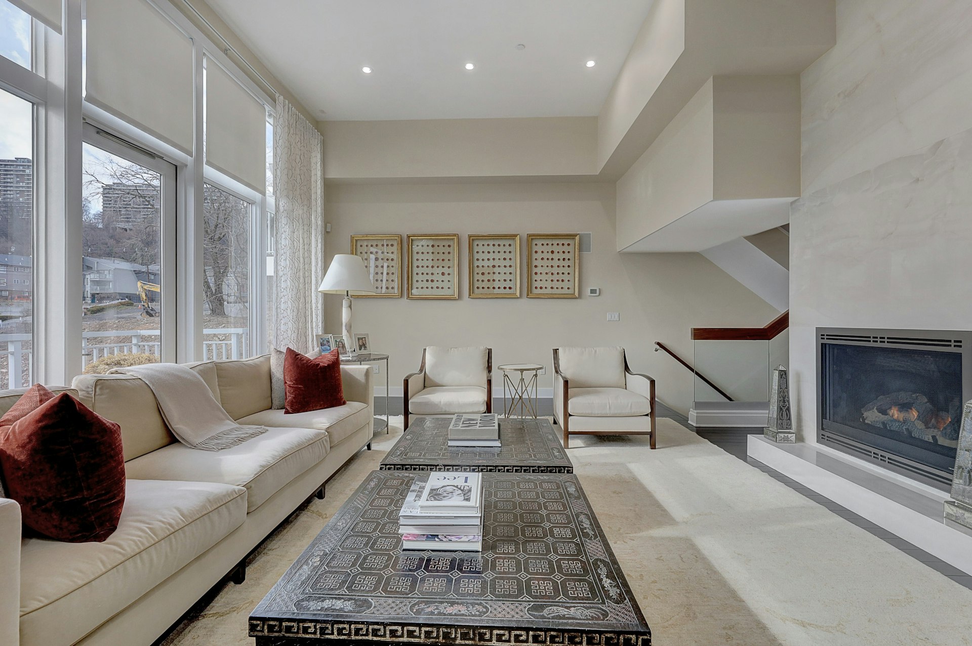 24 Vela Way 