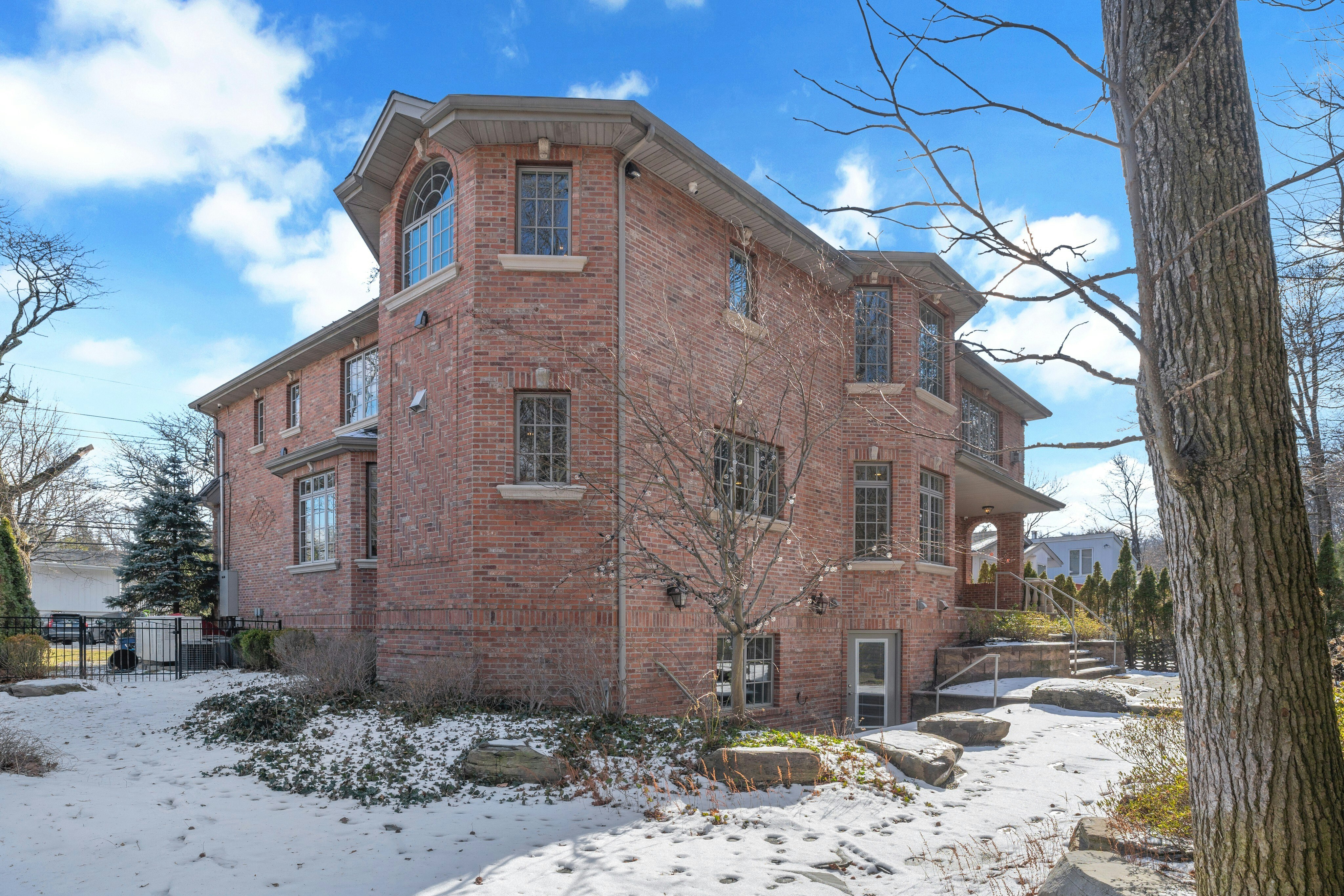 264 Castle Drive 