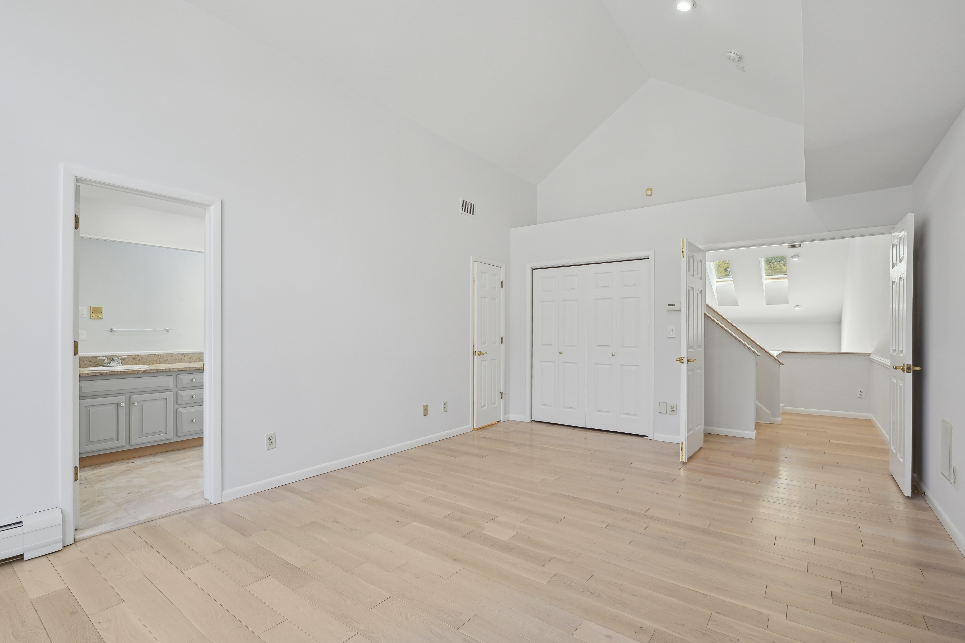 836 Hemlock Court 