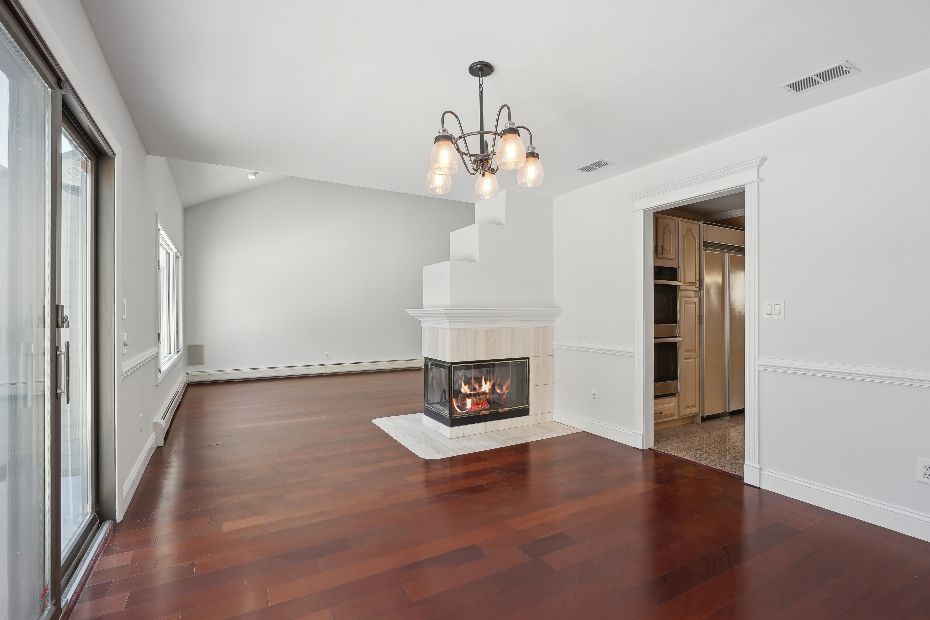 836 Hemlock Court 