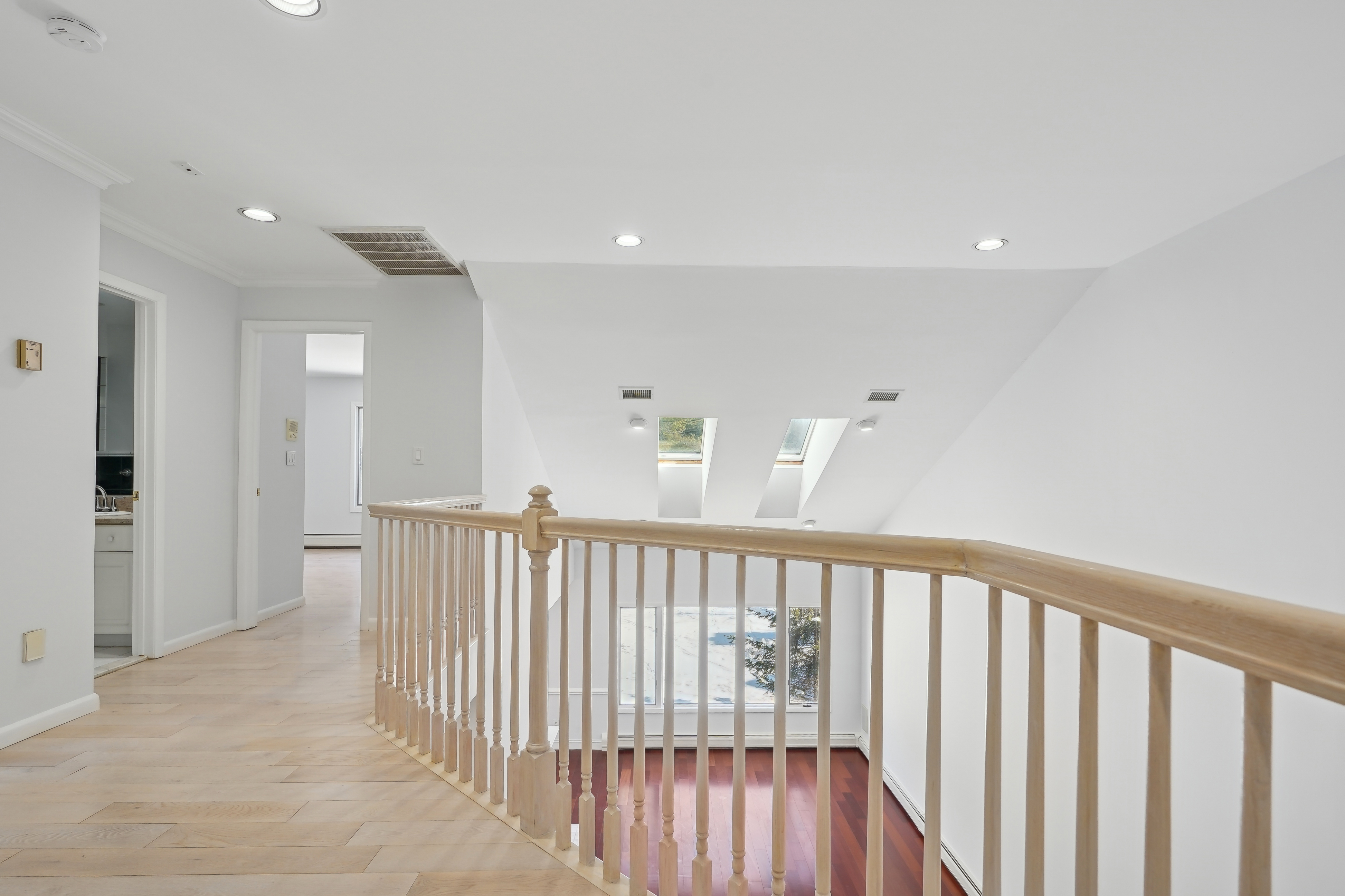 836 Hemlock Court 