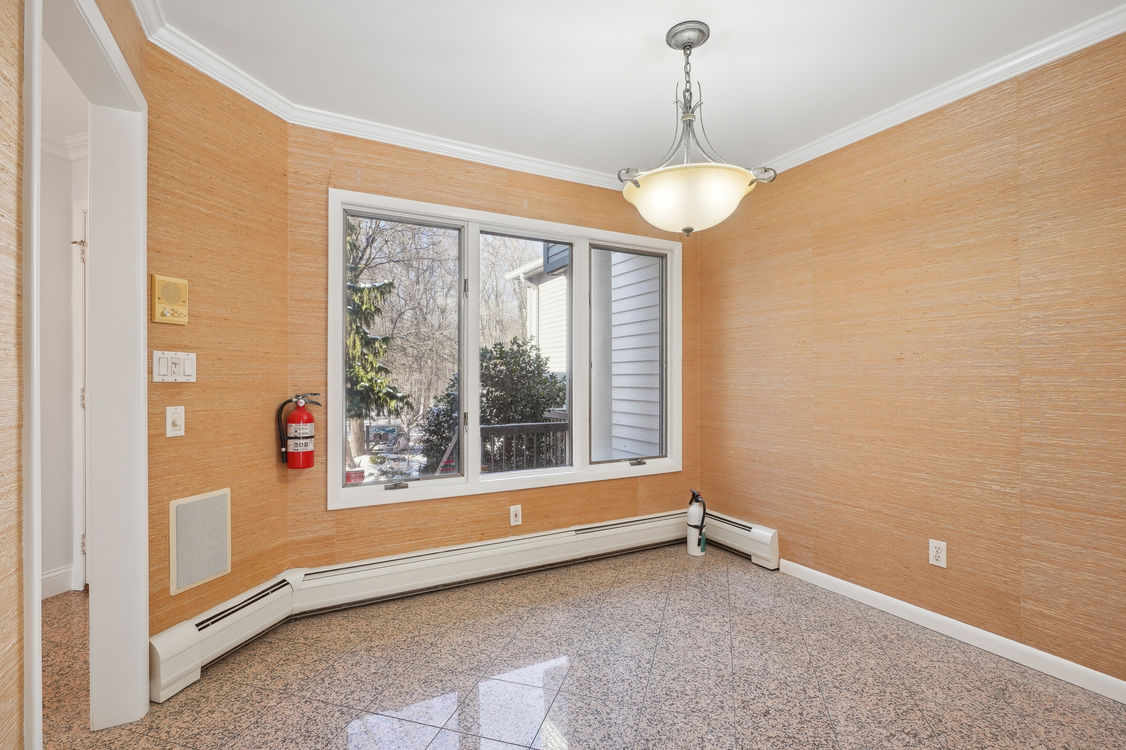 836 Hemlock Court 