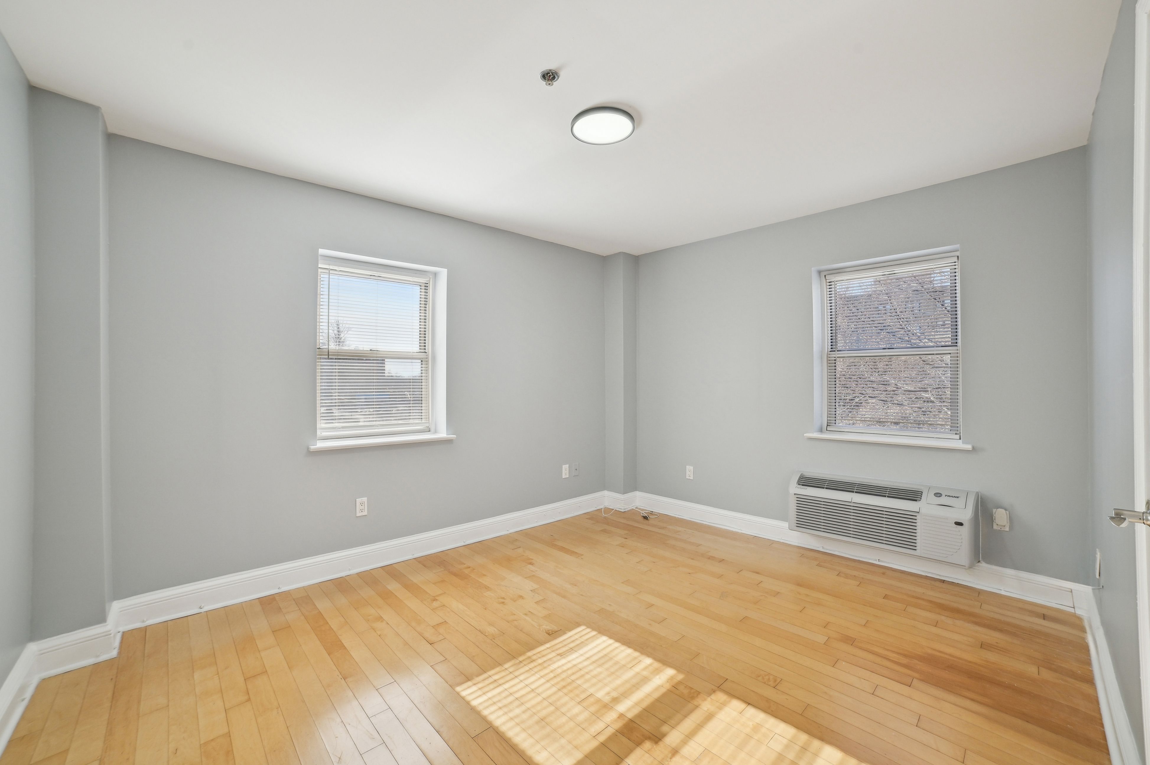 70 South Munn Avenue 311