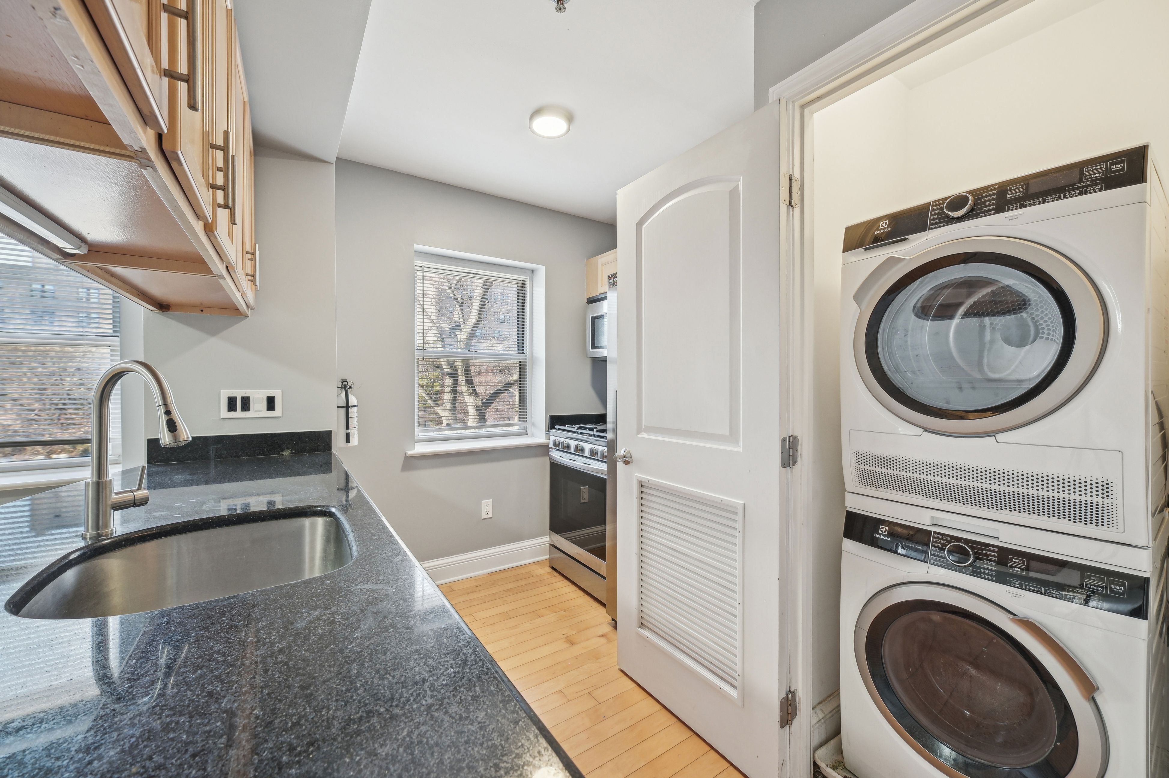 70 South Munn Avenue 311