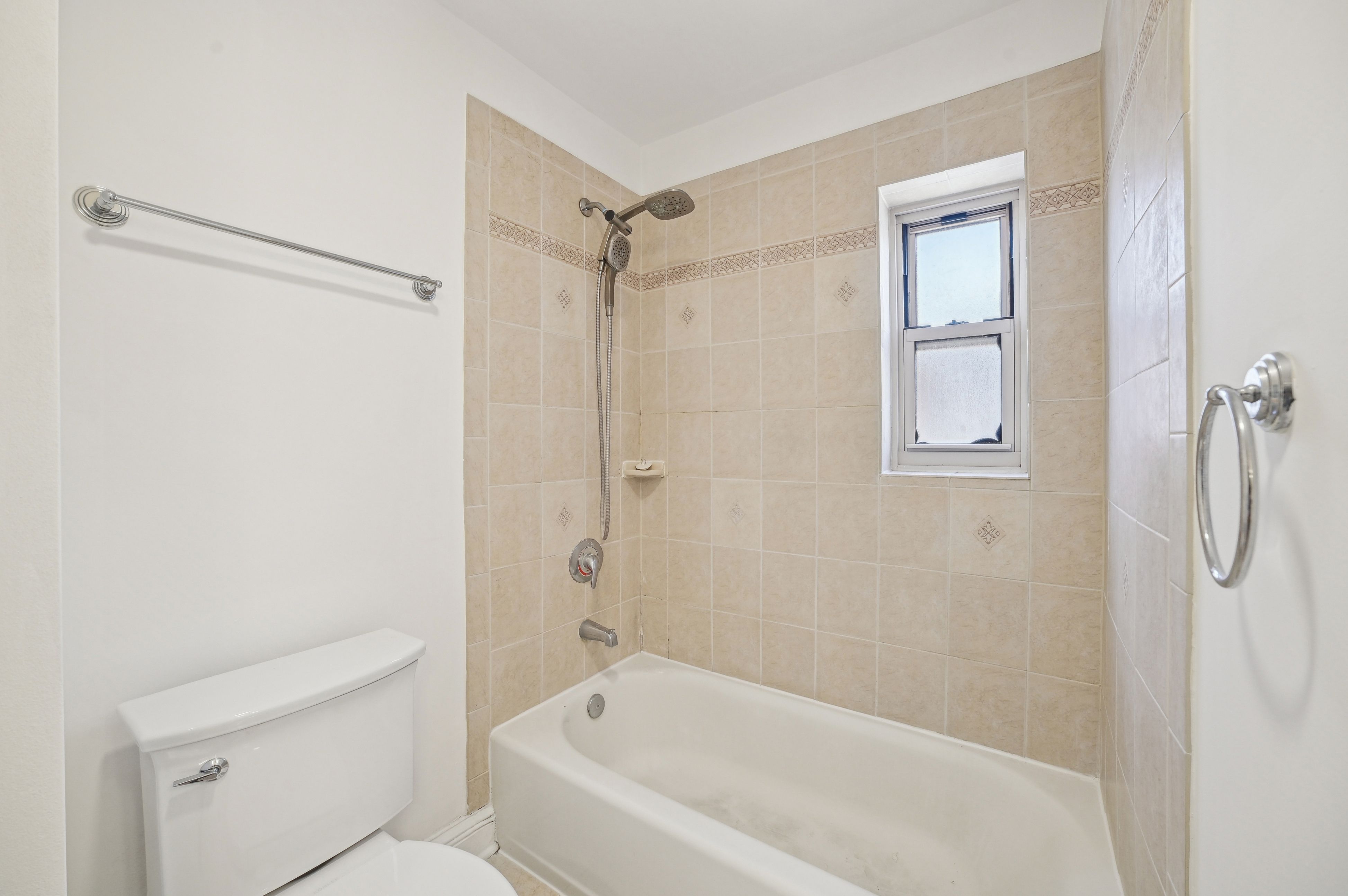 70 South Munn Avenue 311