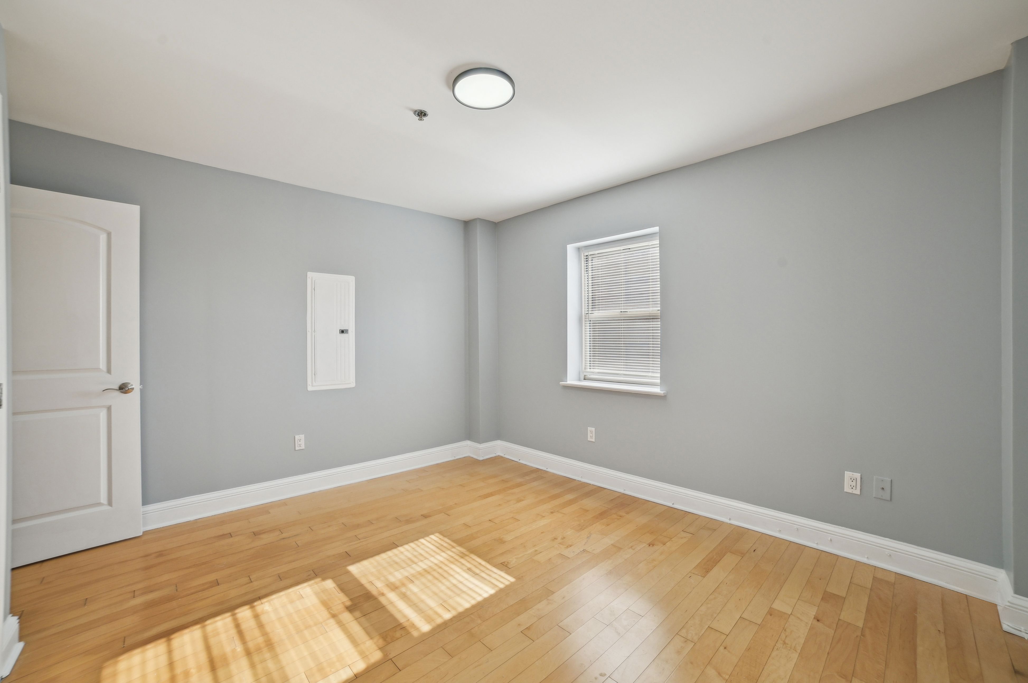 70 South Munn Avenue 311
