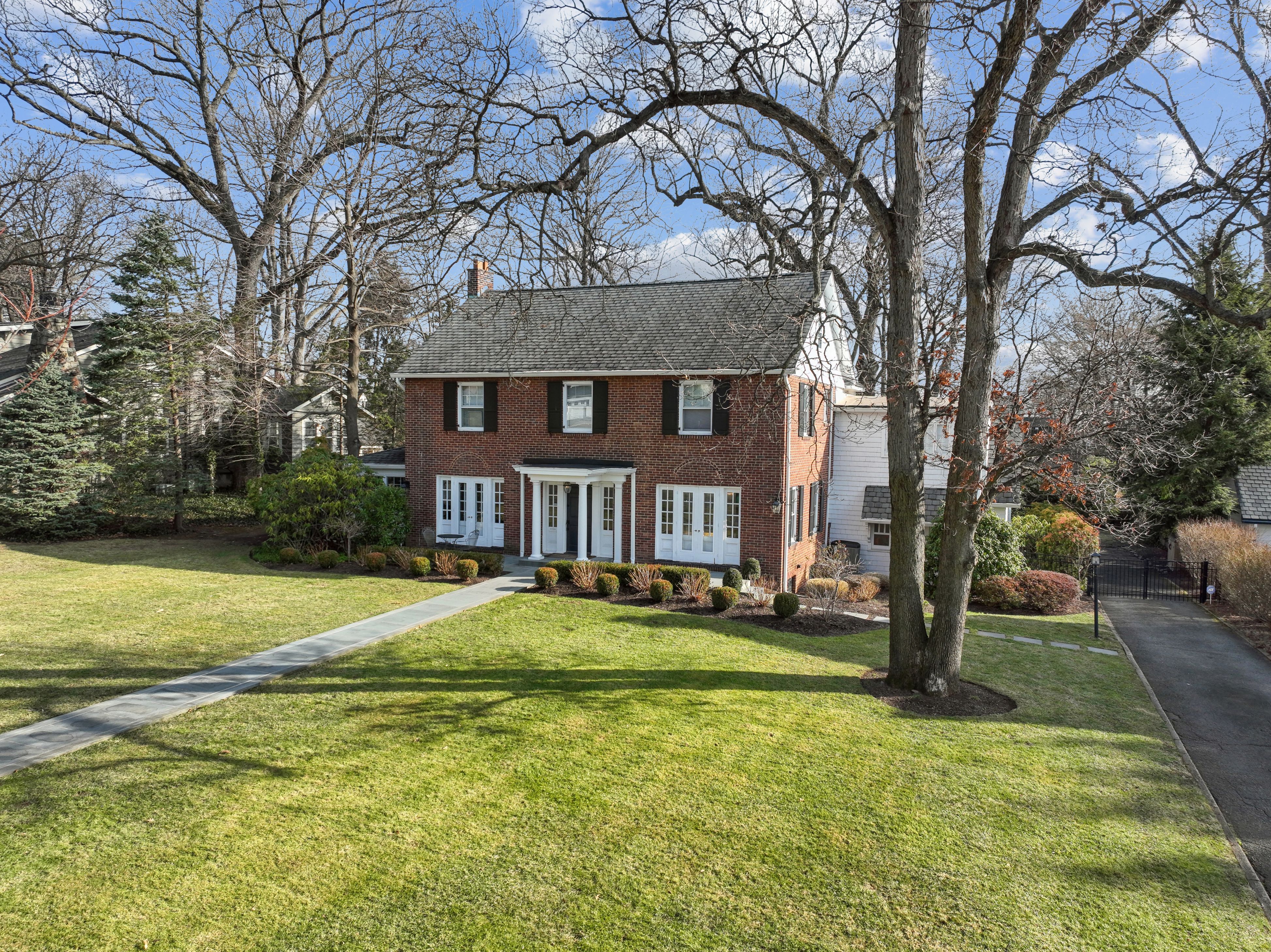 47 Ridgewood Avenue 
