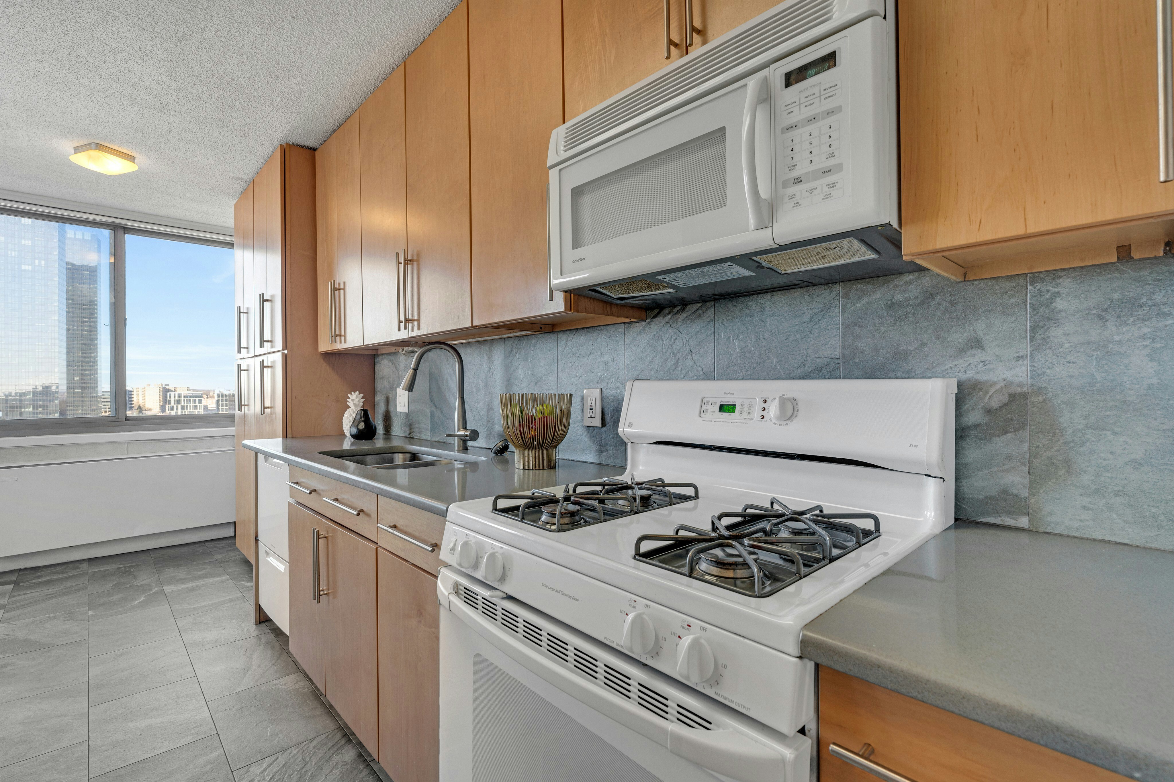 1600 Parker Avenue 16B 