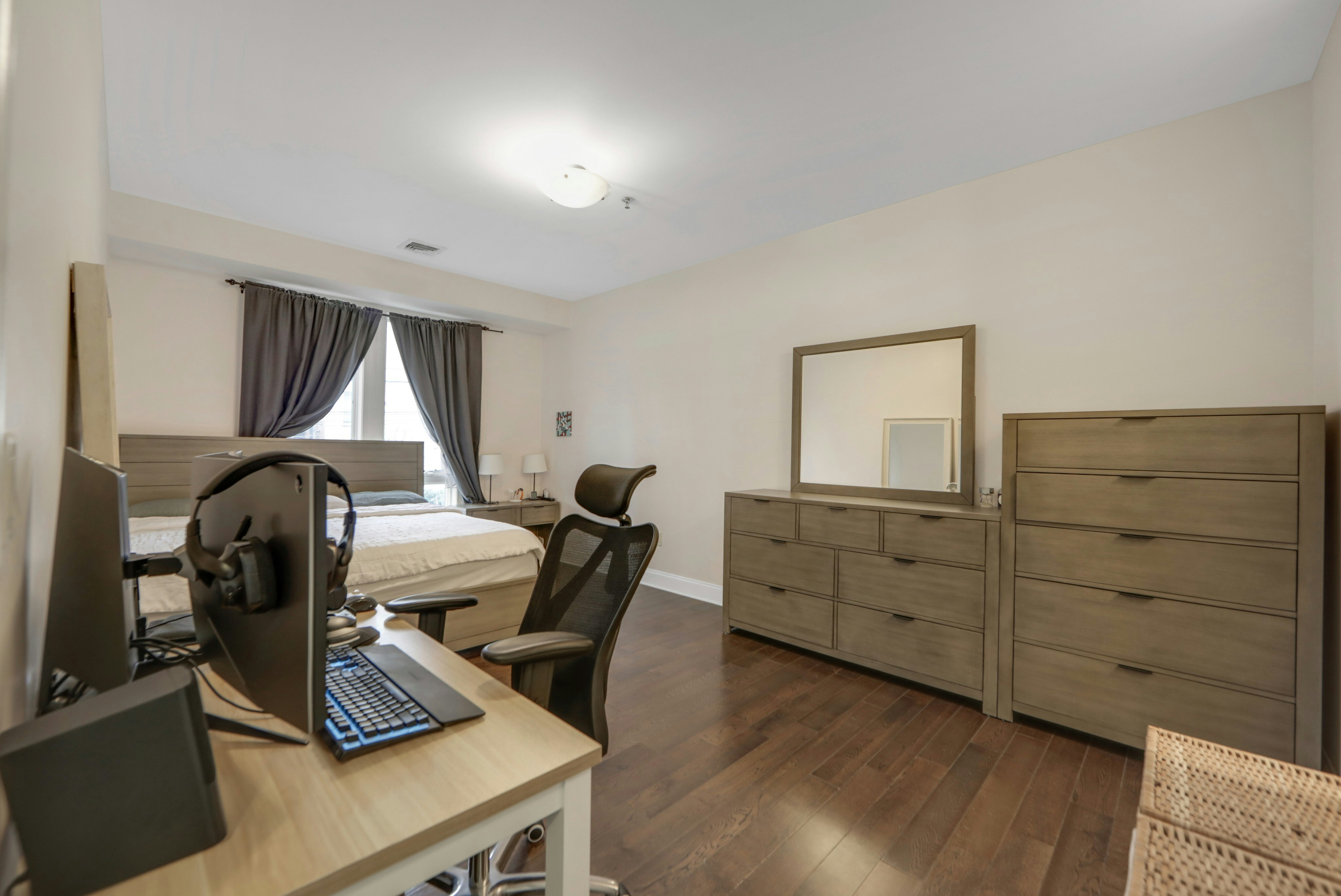 255 Laird Avenue #6 