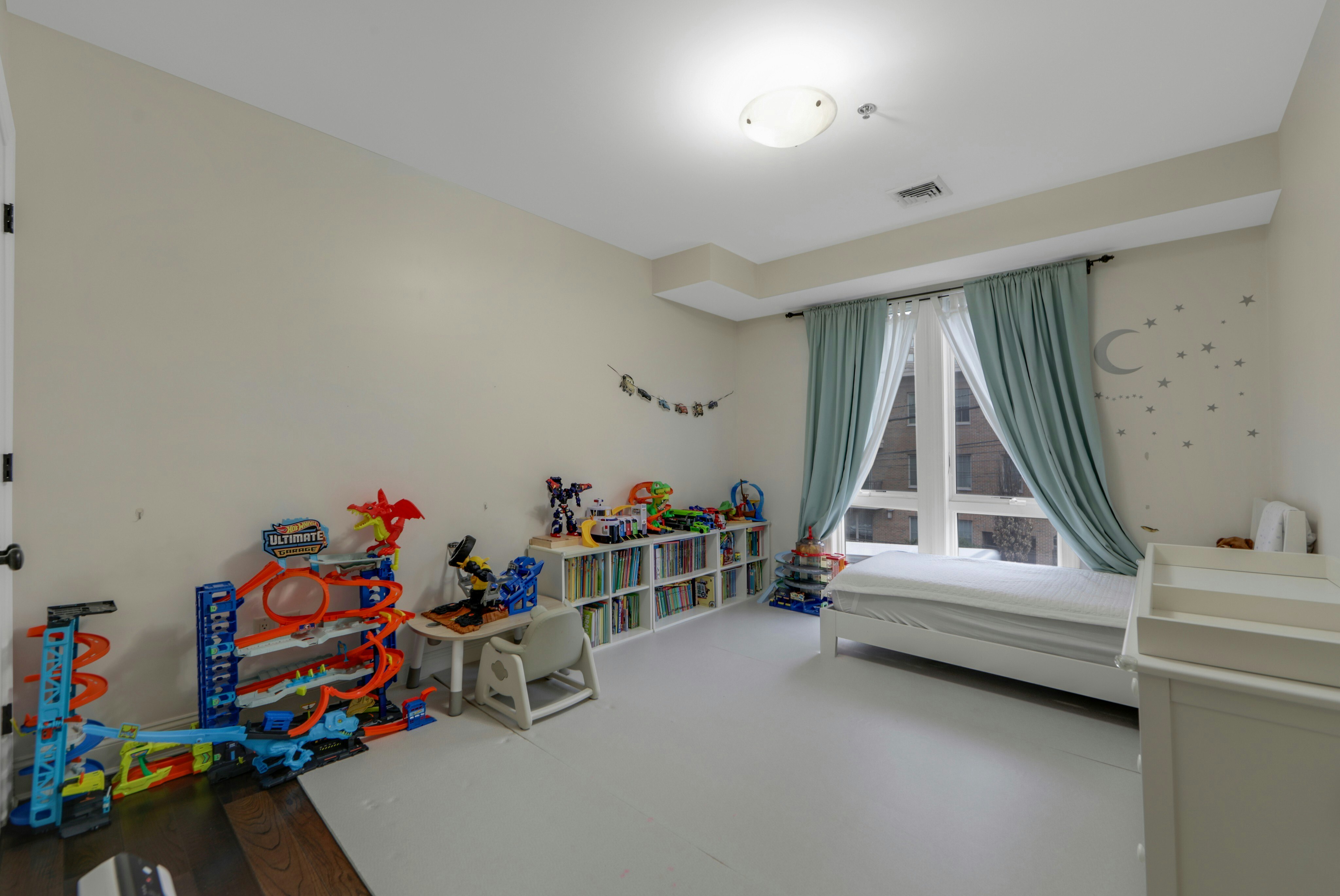 255 Laird Avenue #6 