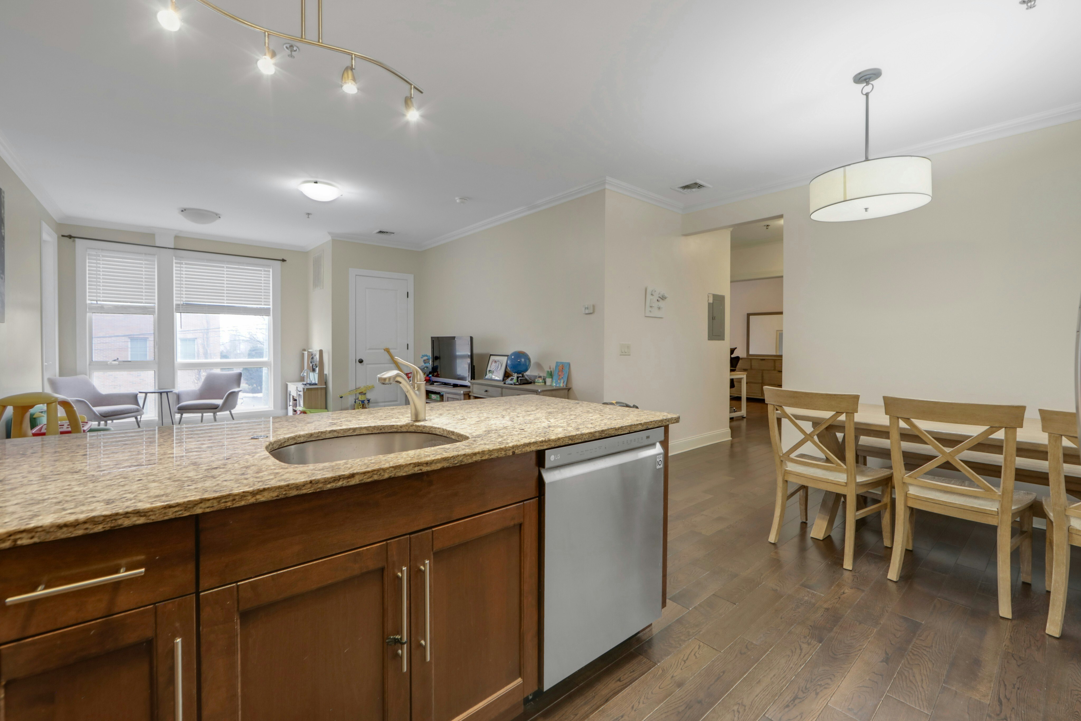 255 Laird Avenue #6 
