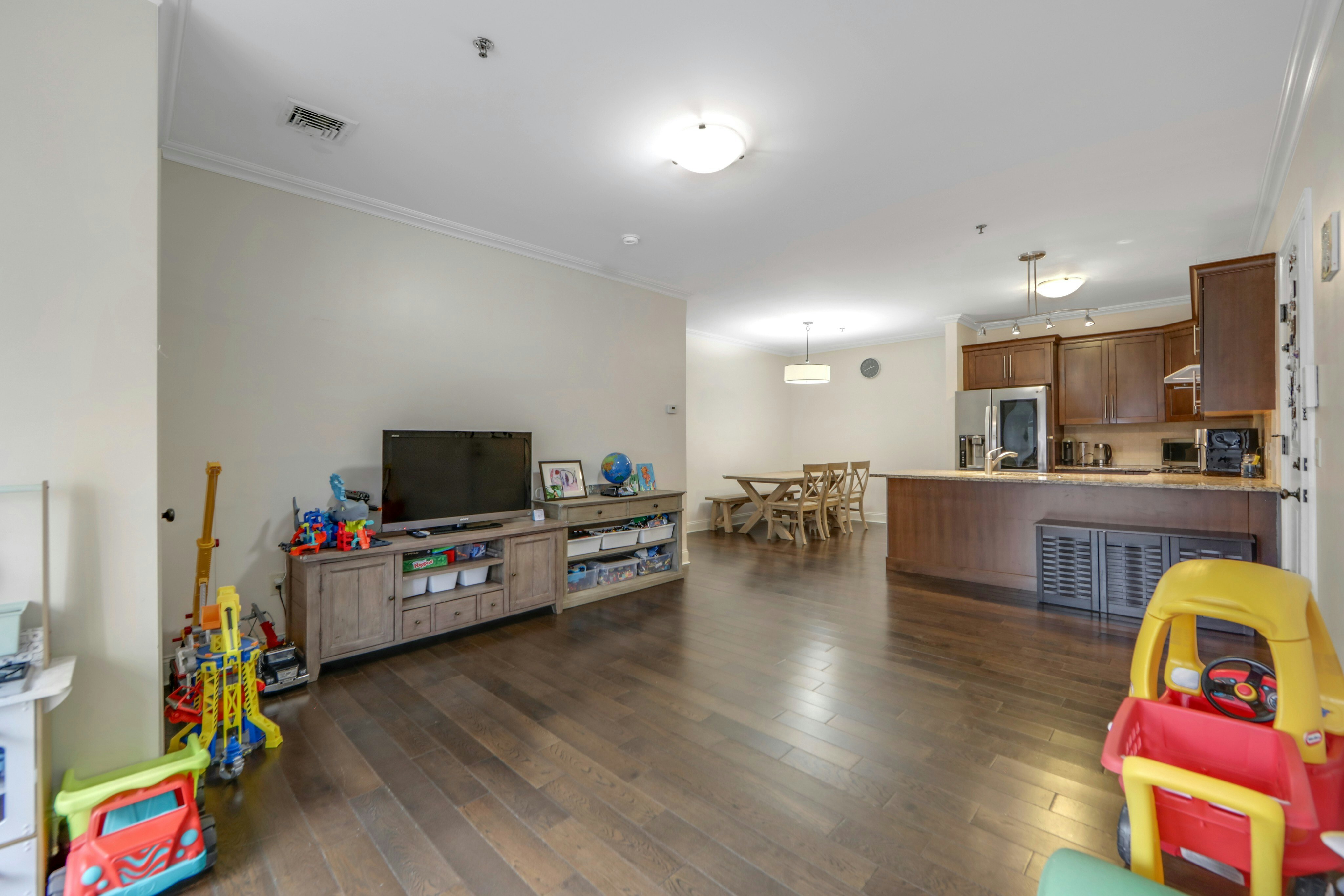 255 Laird Avenue #6 
