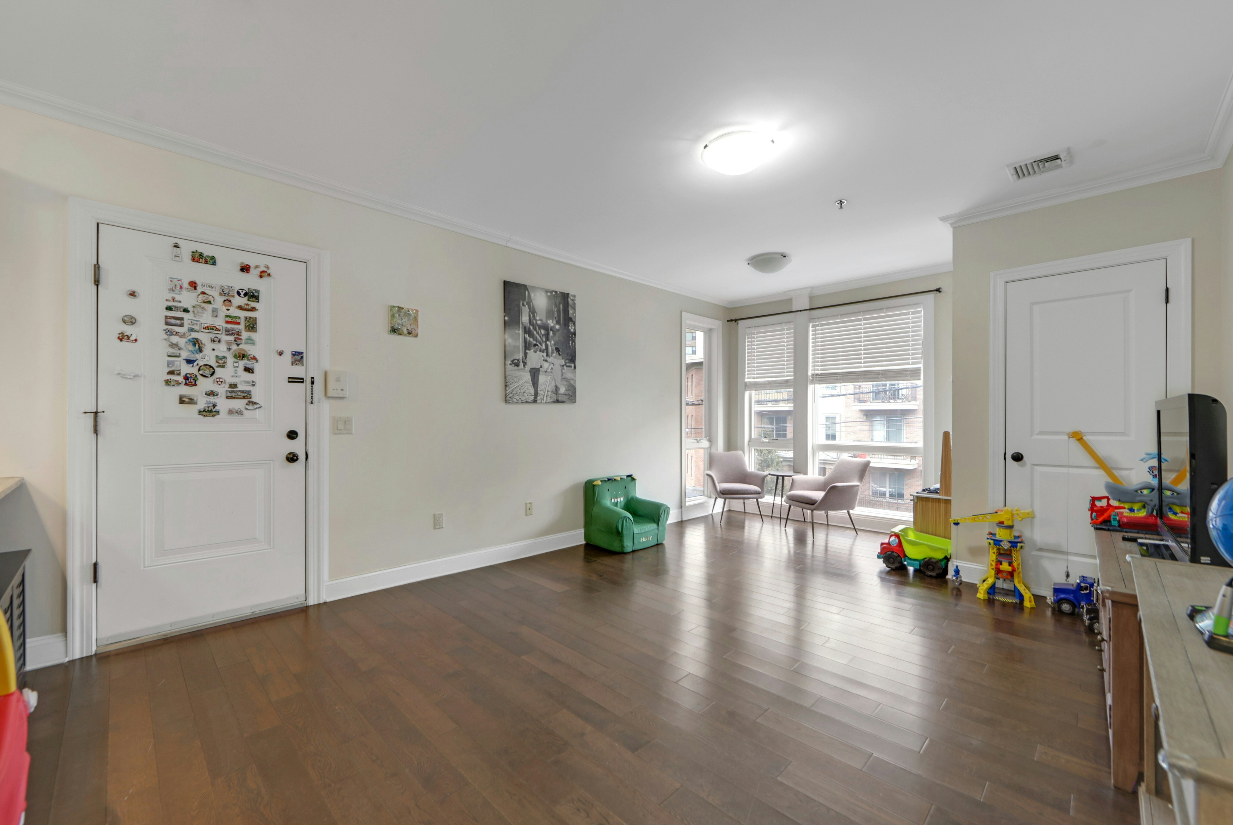 255 Laird Avenue #6 