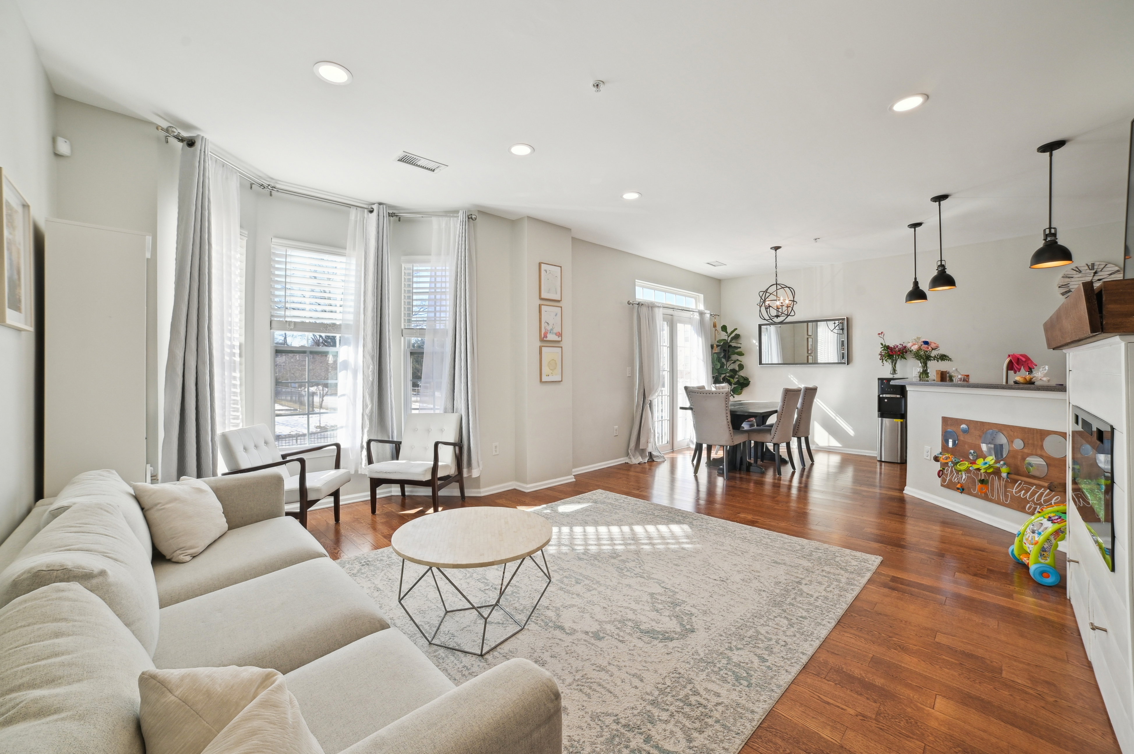 1009 Cunningham Court 