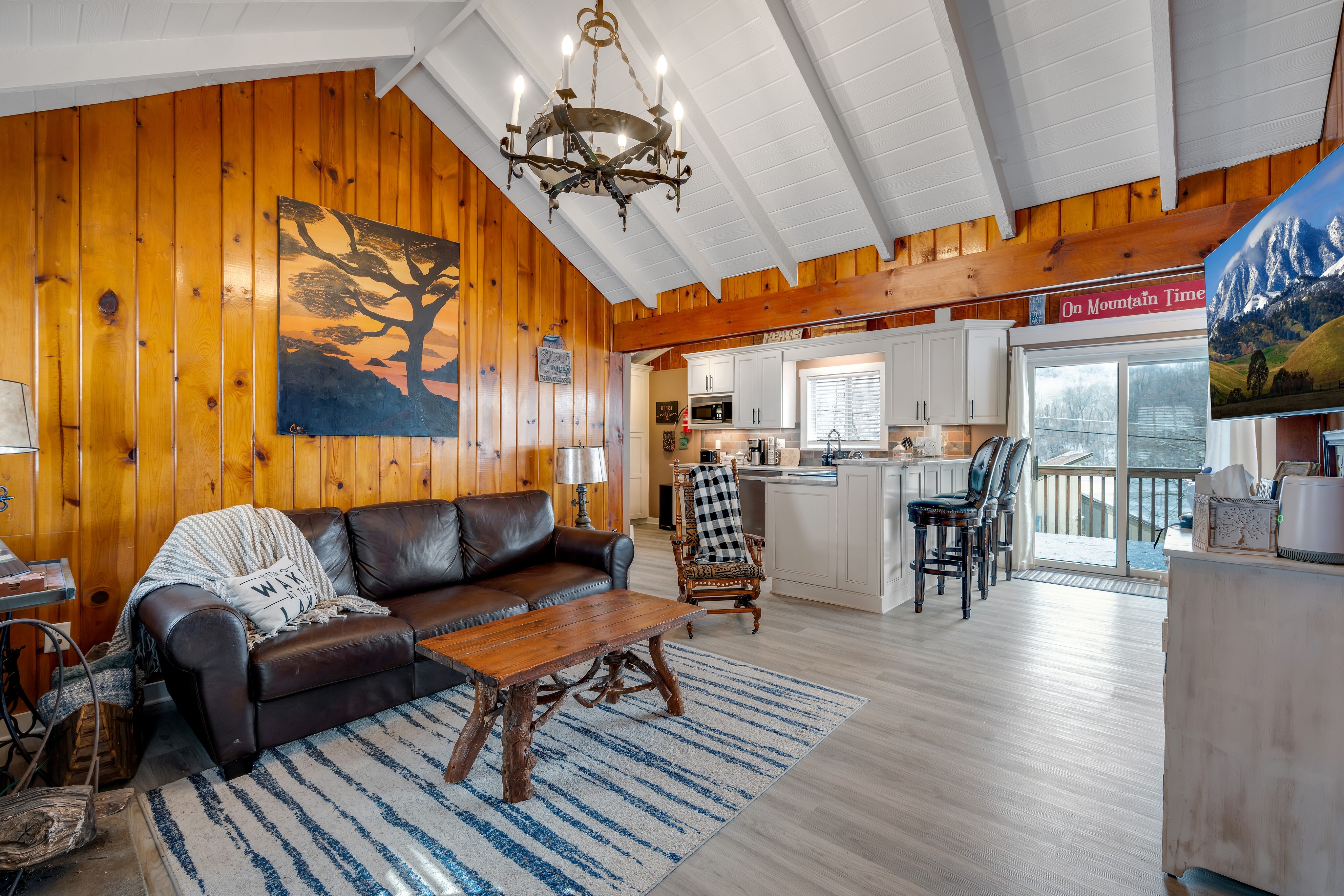 49 Lakeshore Drive Northwest 