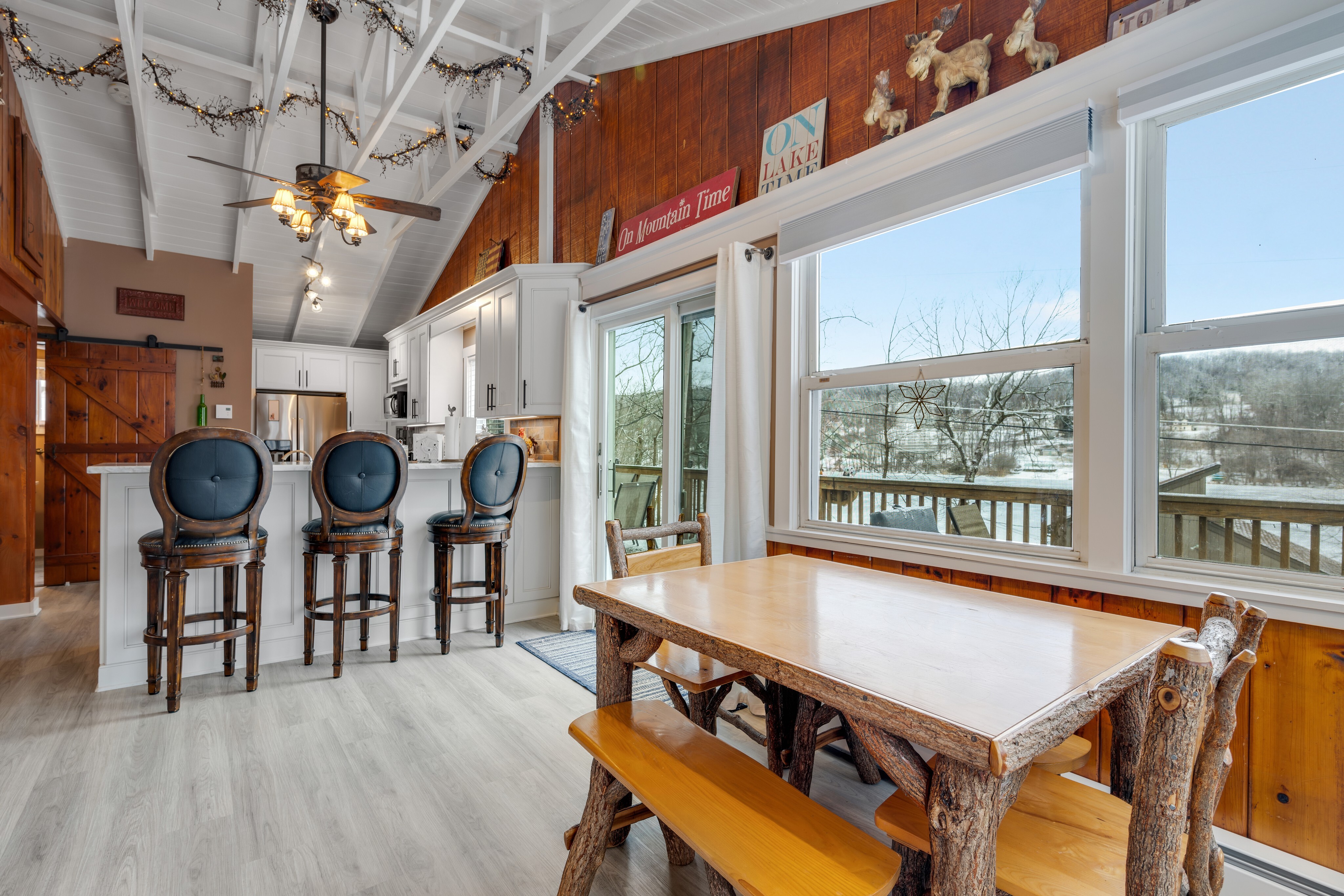 49 Lakeshore Drive Northwest 