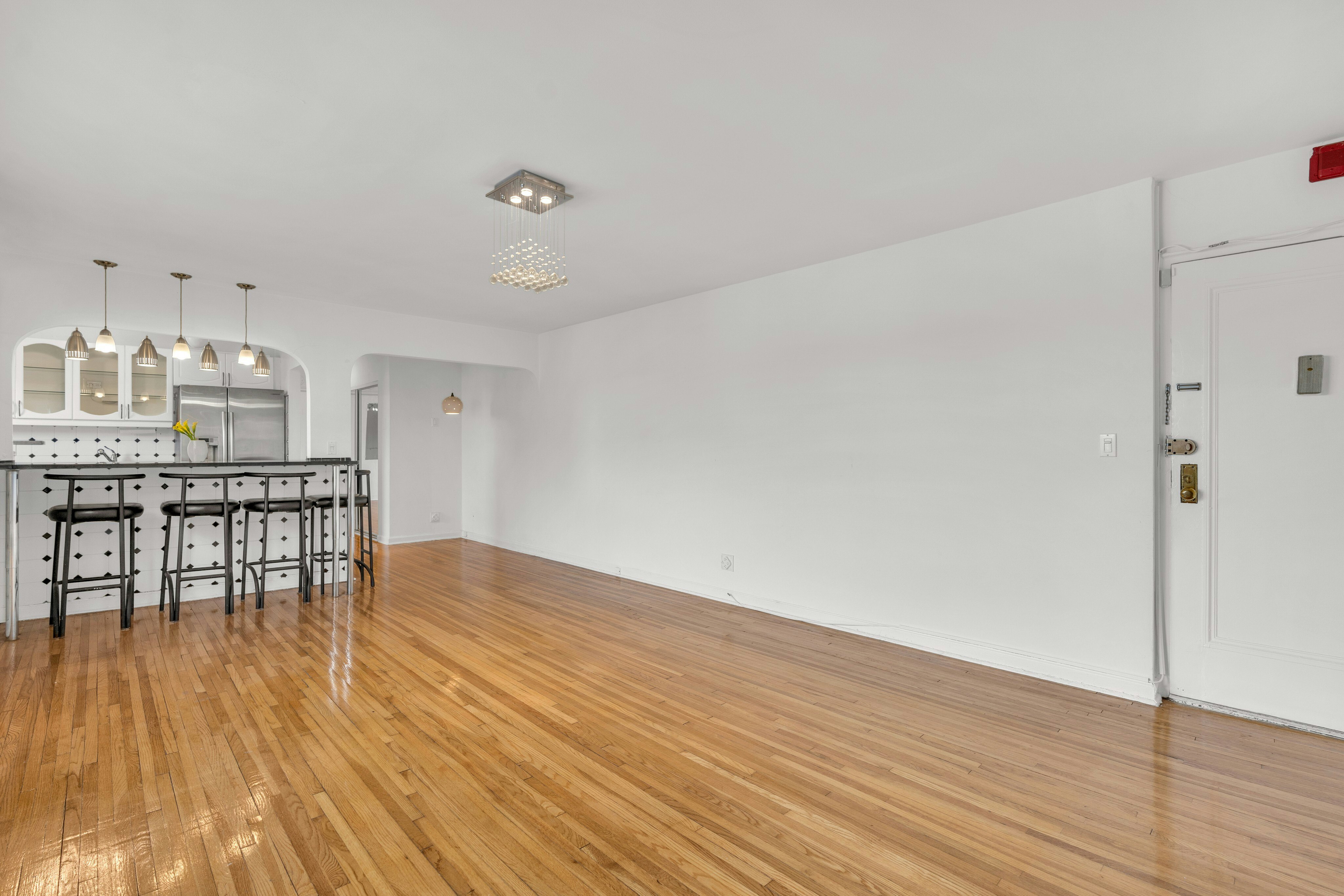 2350 Linwood Avenue #5B 
