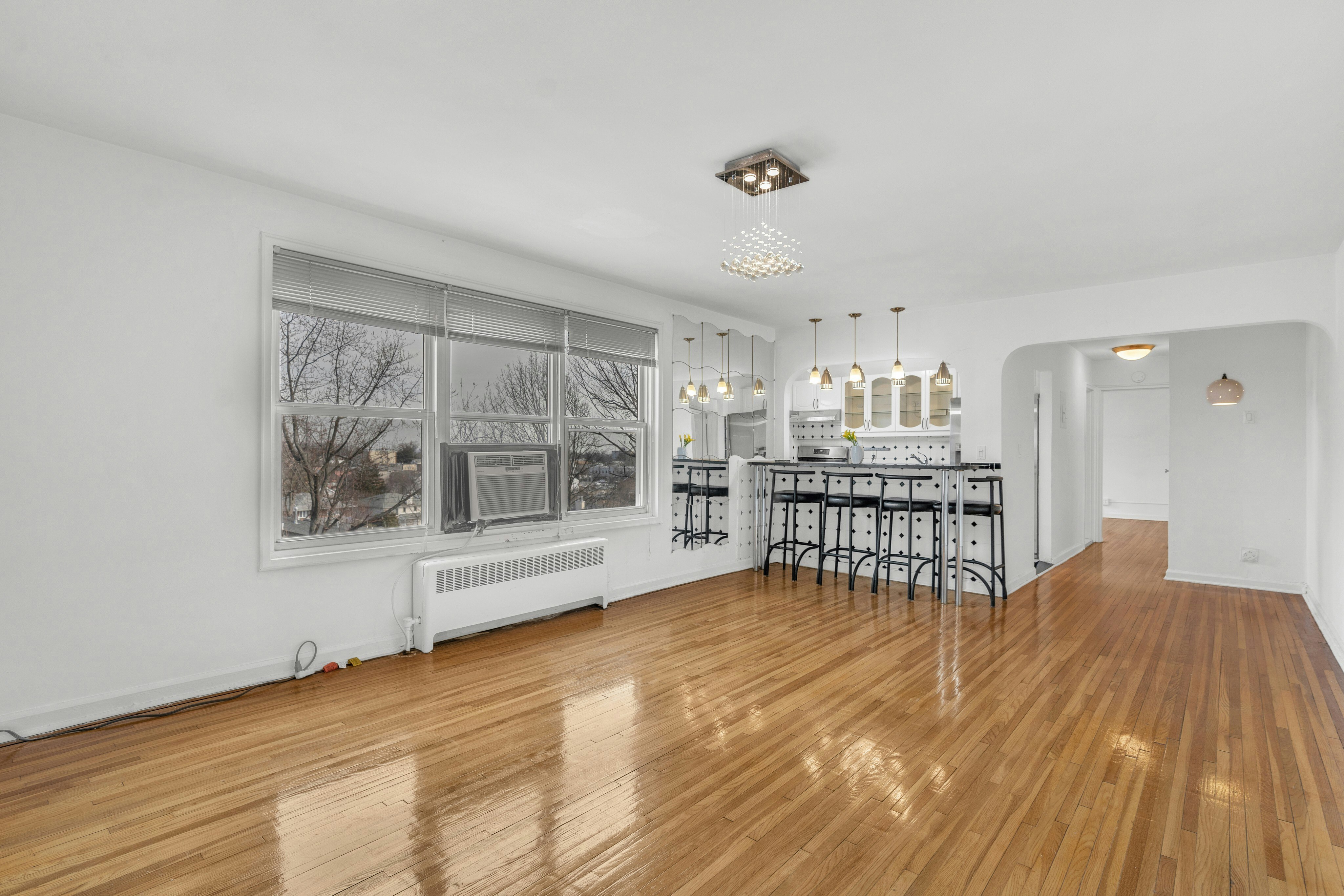 2350 Linwood Avenue #5B 