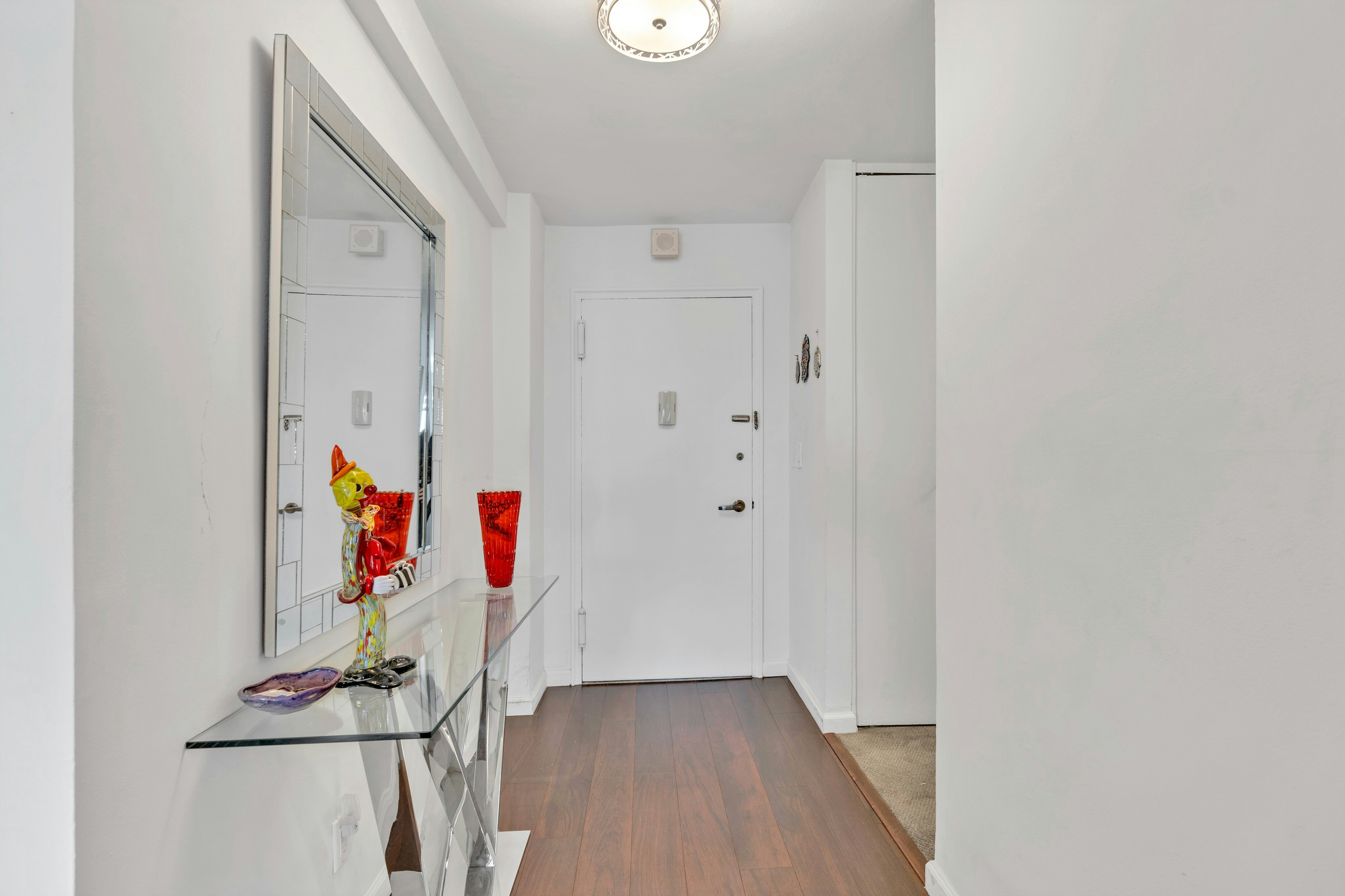 2000 Linwood Avenue 22U