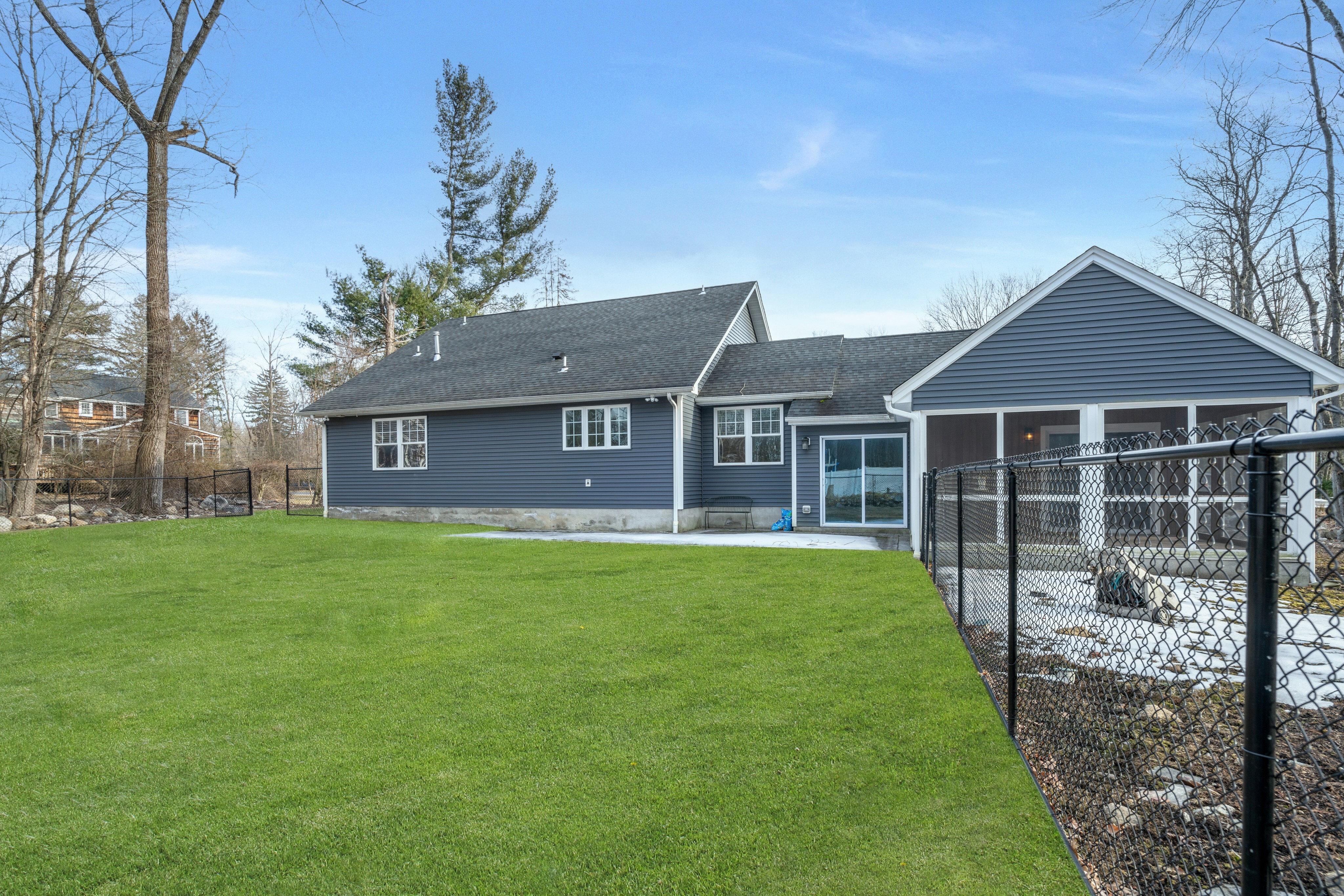 21 Sauna Road 