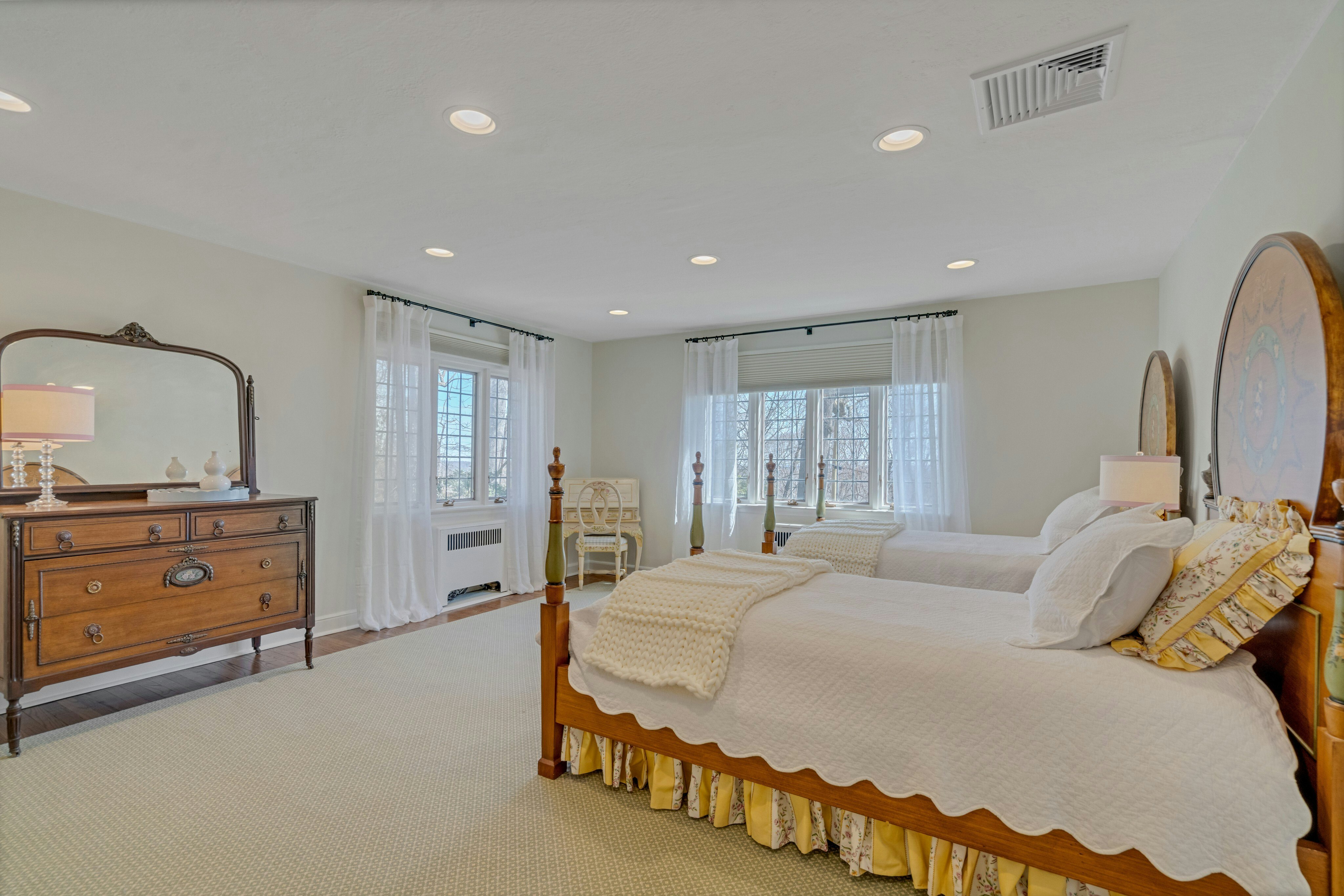 202 Crest Road 
