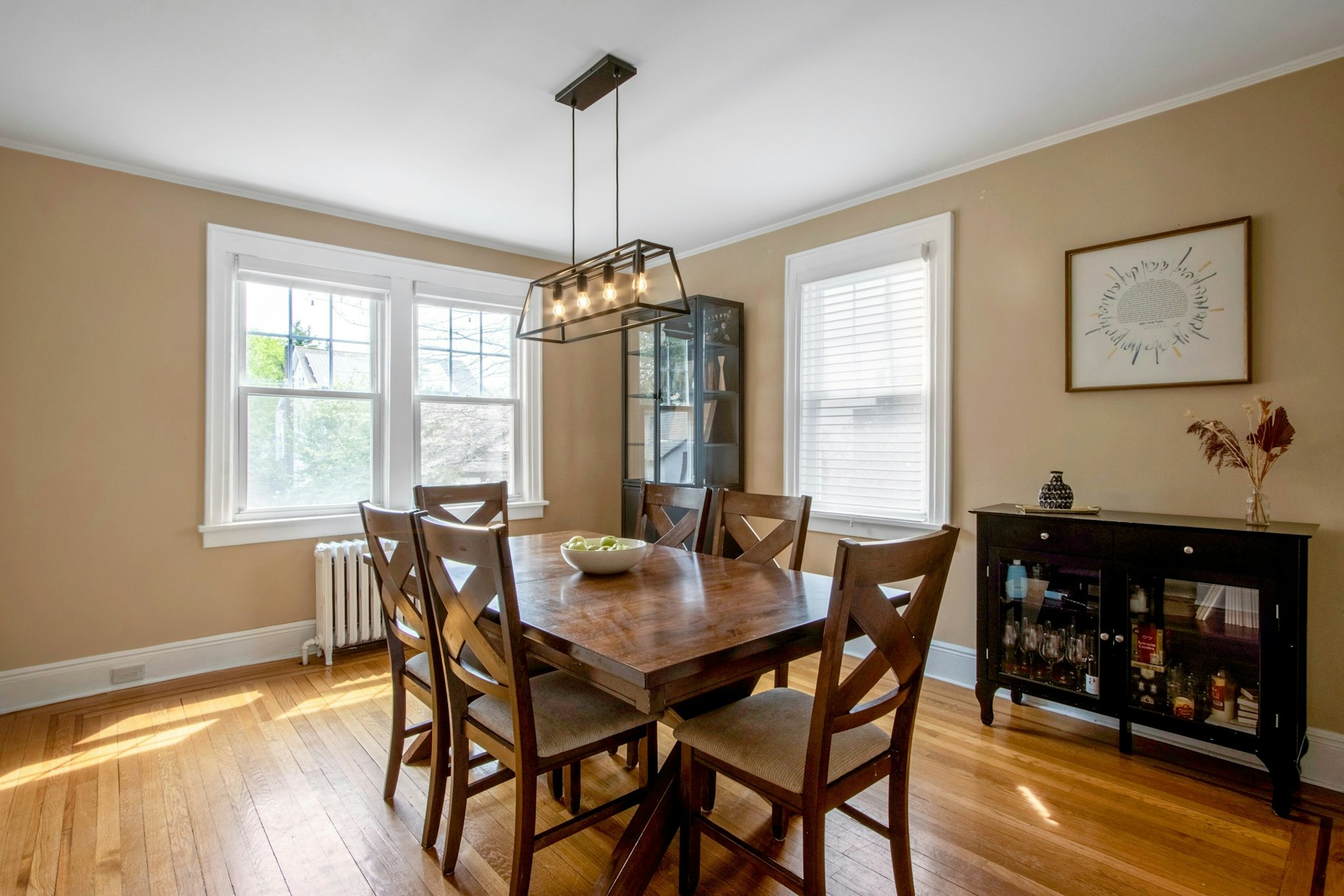 425 Mountain View
