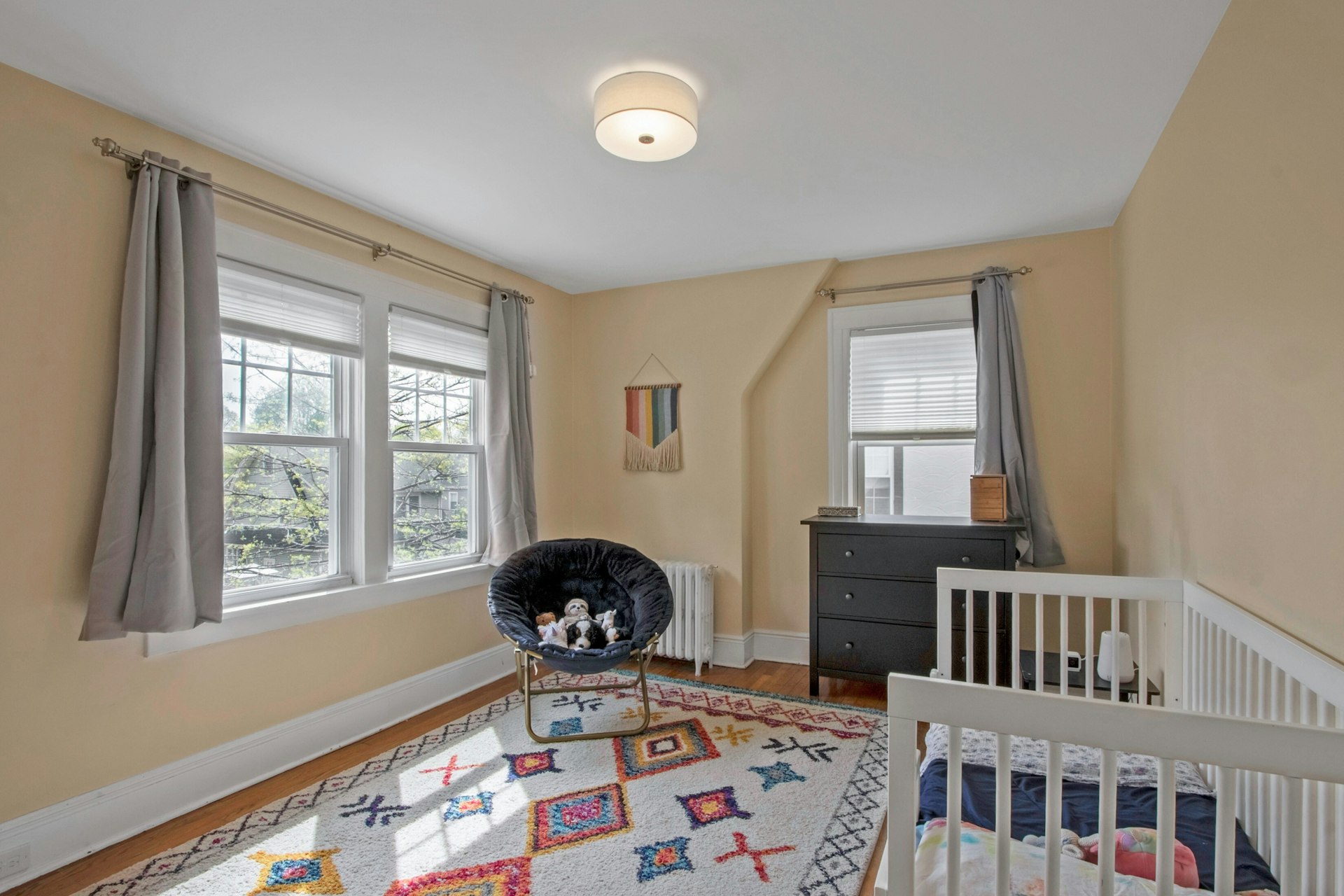 425 Mountain View