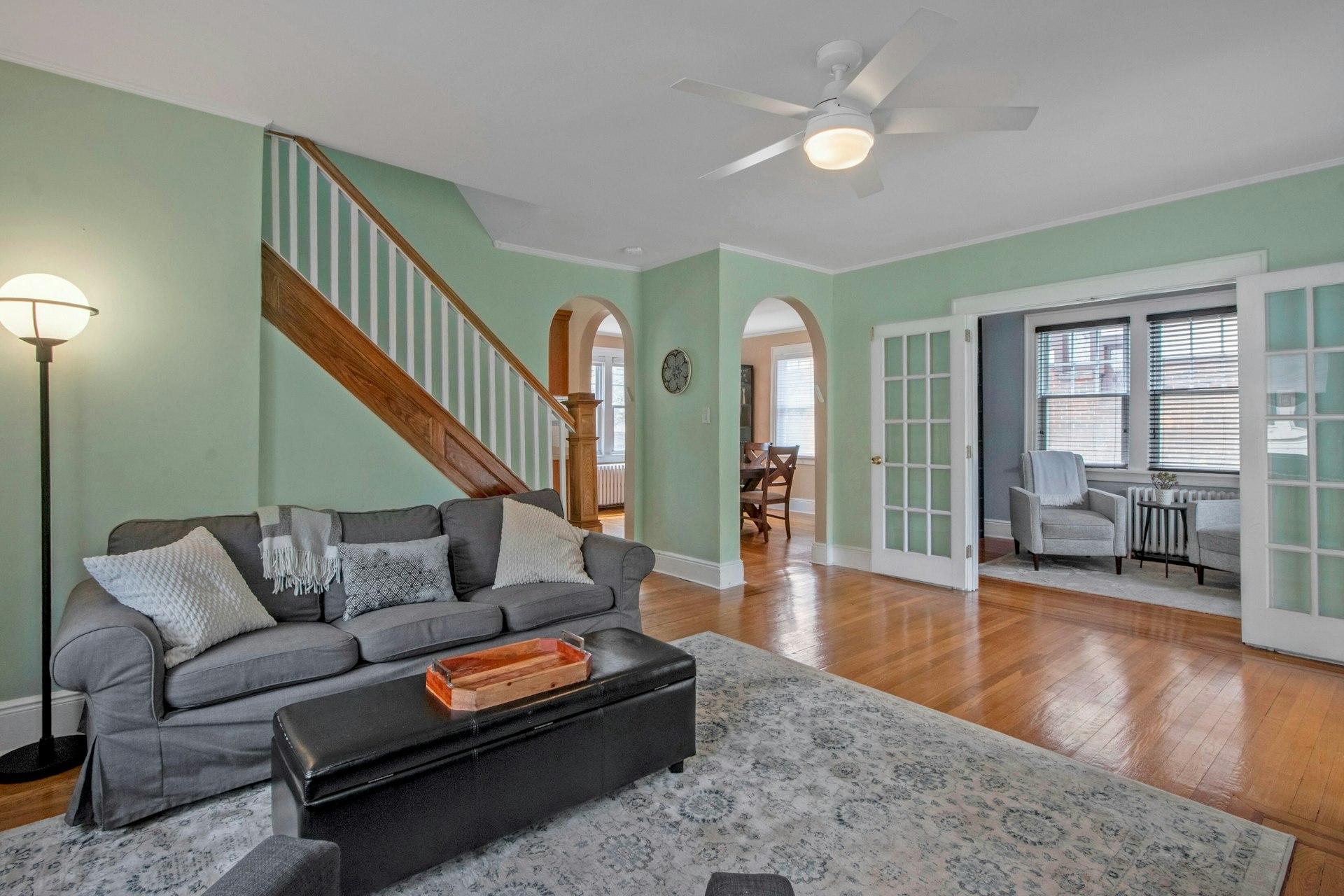 425 Mountain View