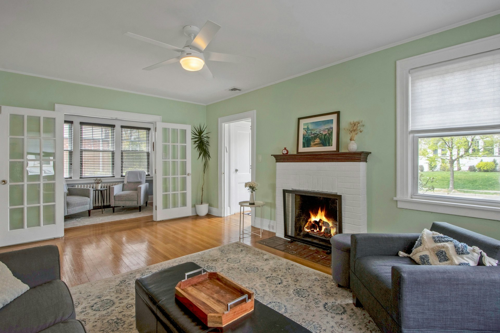 425 Mountain View