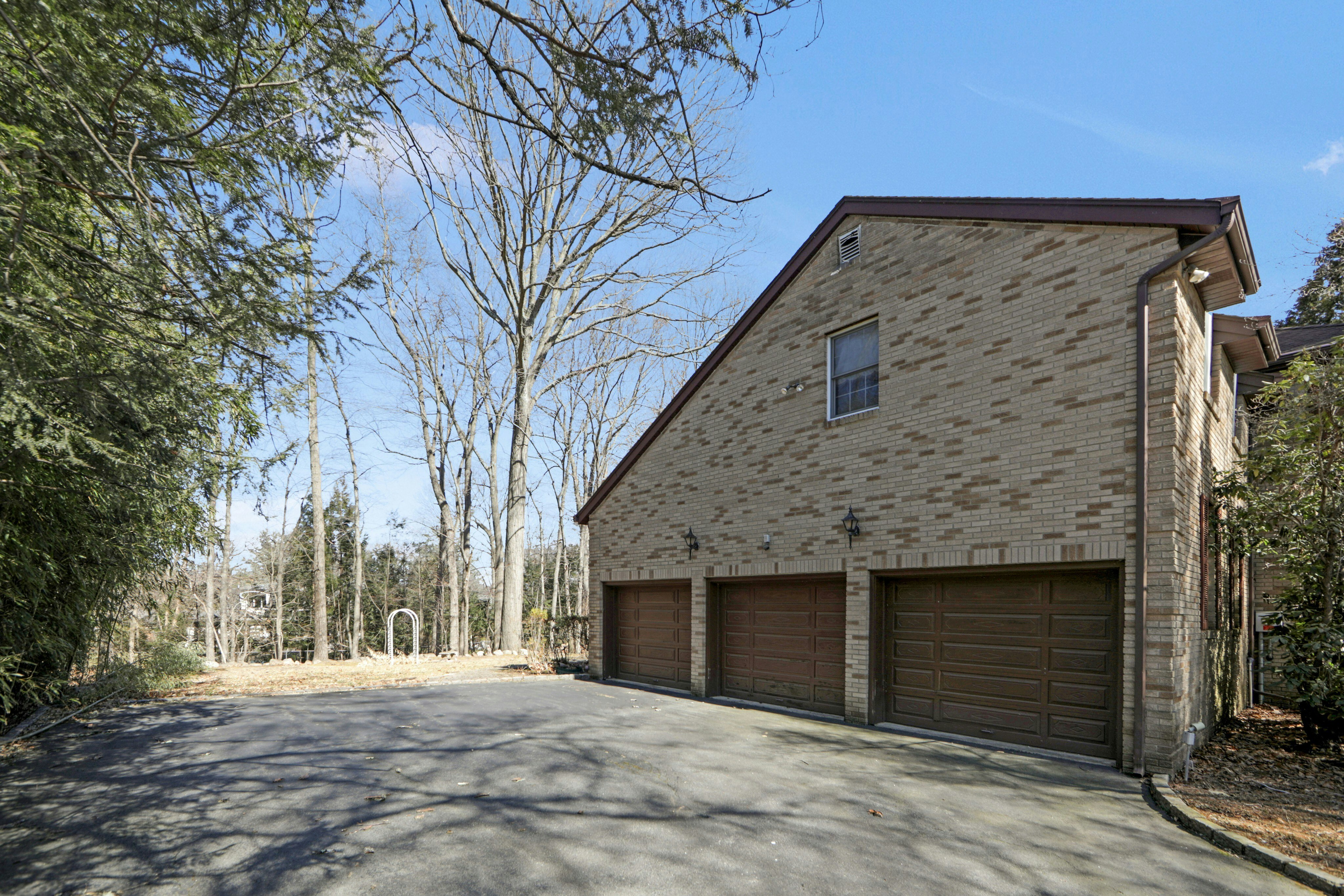 757 Walnut Drive 