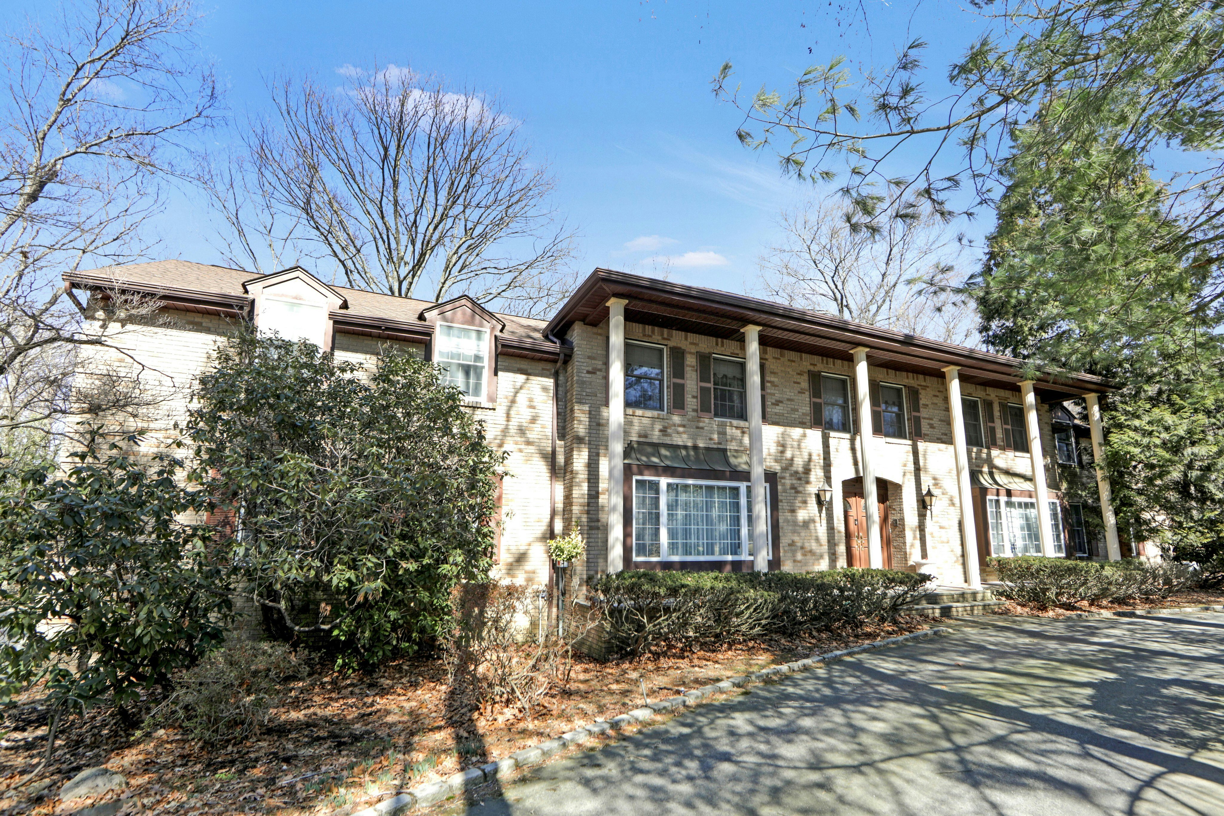 757 Walnut Drive 