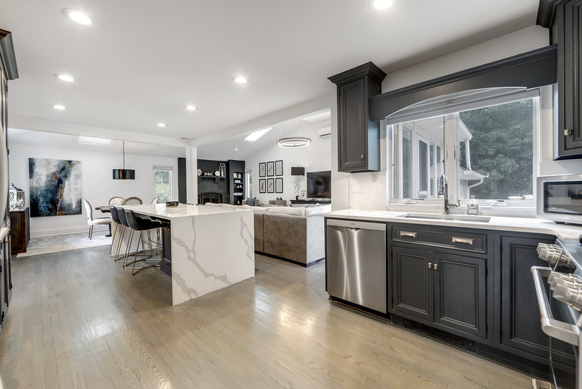 983 Pines Terrace 