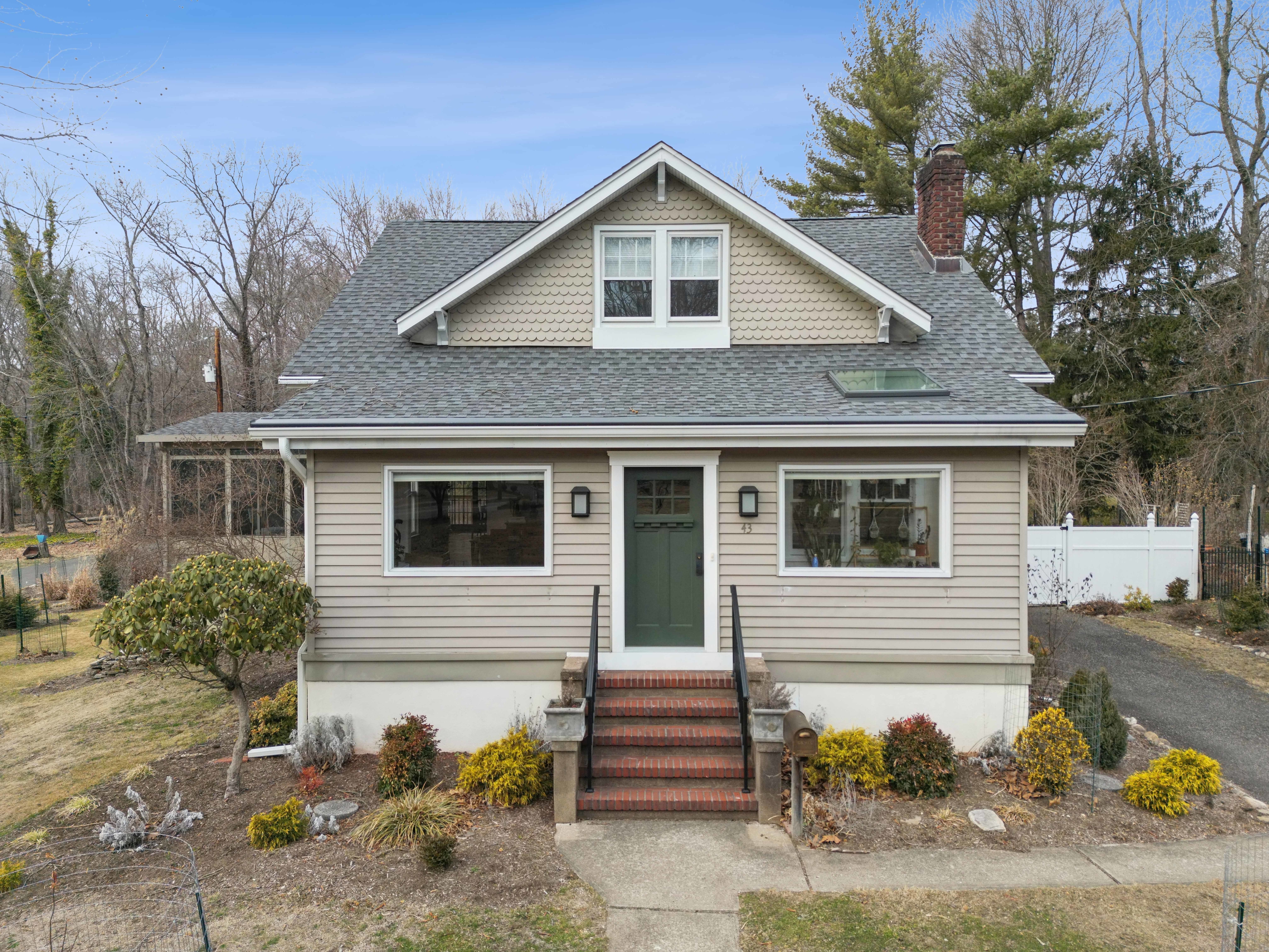 43 Harriot Place 