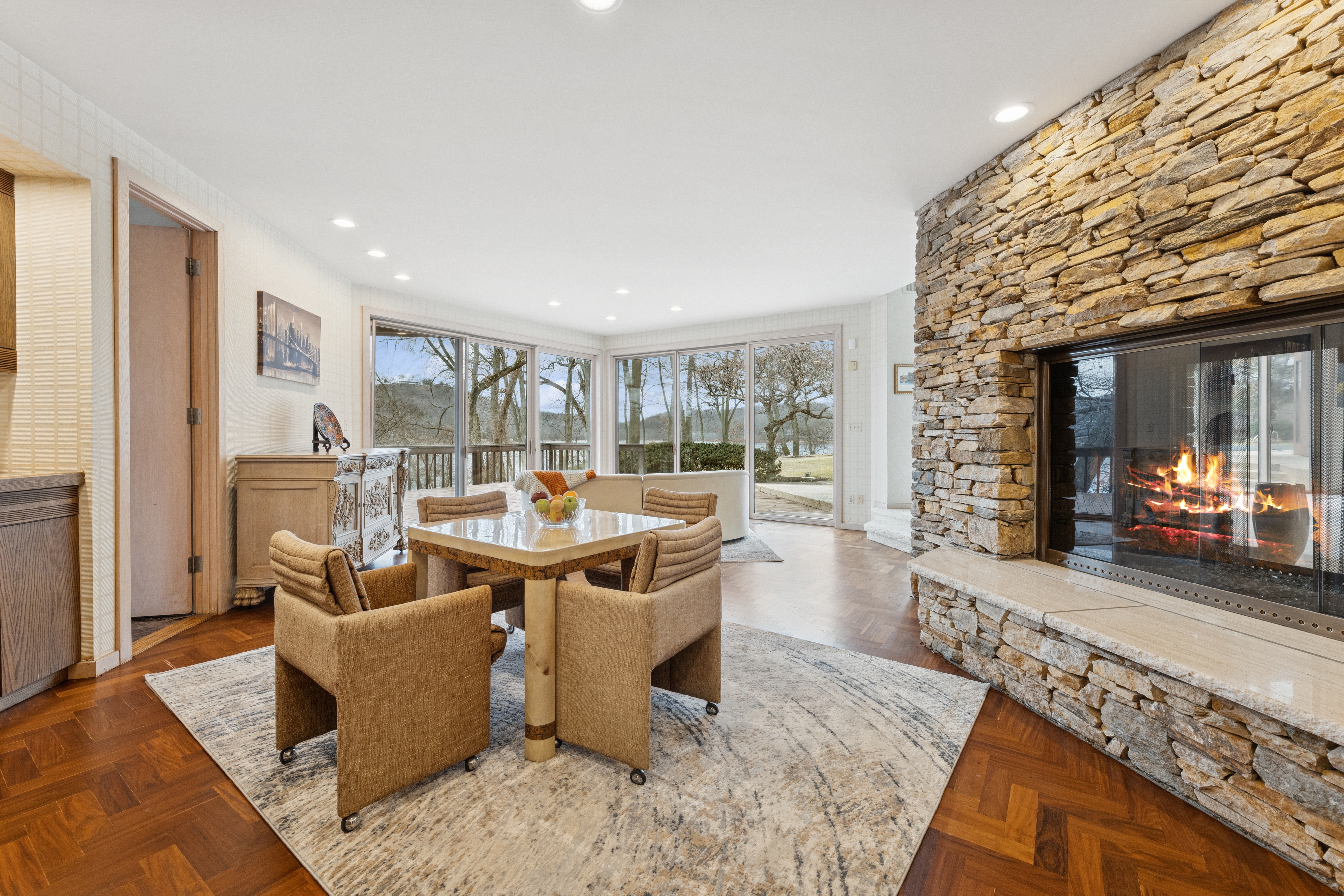 910 Franklin Lake Road 